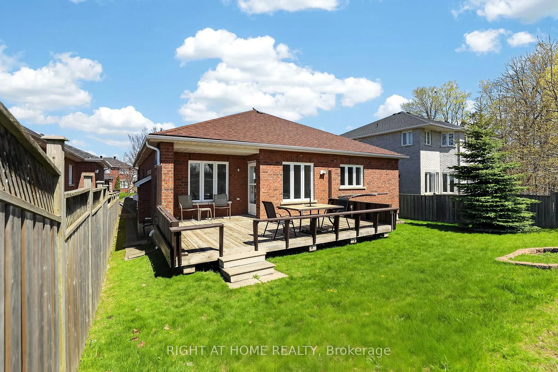 Photo 45 of 87 Jessica Drive, Barrie, Painswick South — HOMEH