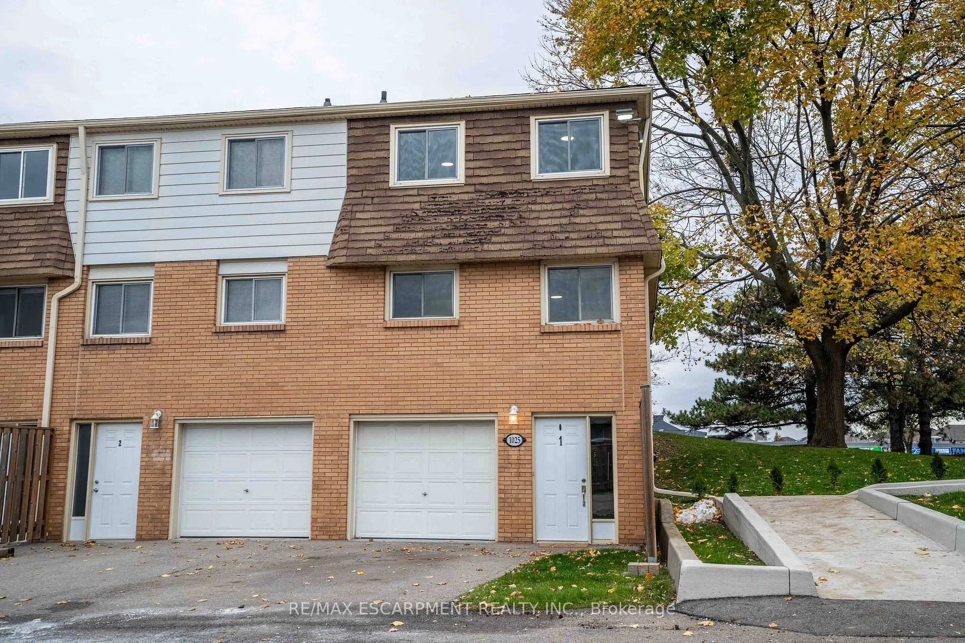 Photo 23 of Unit 1, 1025 Upper Gage Avenue, Hamilton, Berrisfield — HOMEH