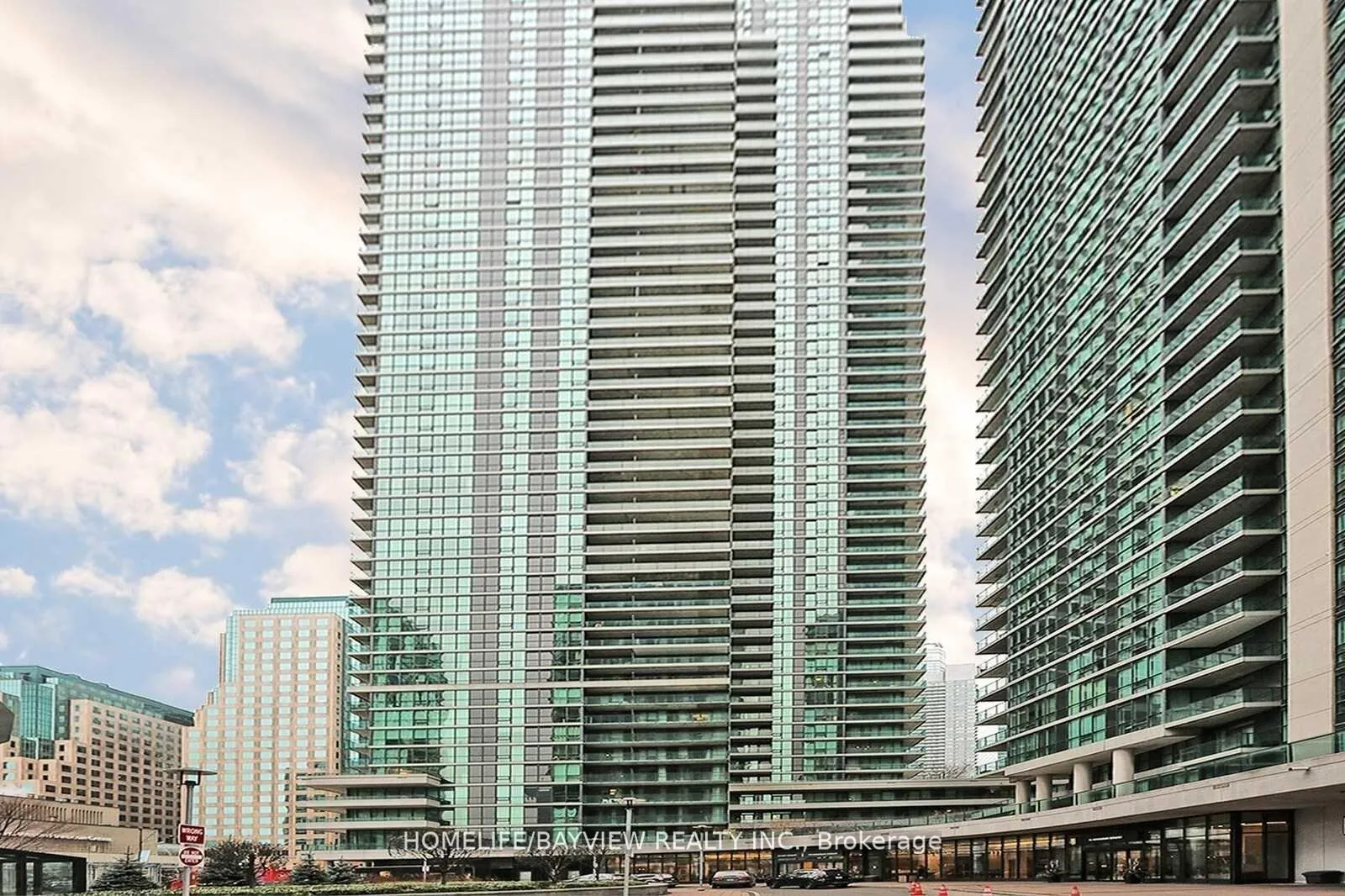 Photo 2 of Unit 1905, 33 Bay Street, Toronto, Waterfront Communities — HOMEH