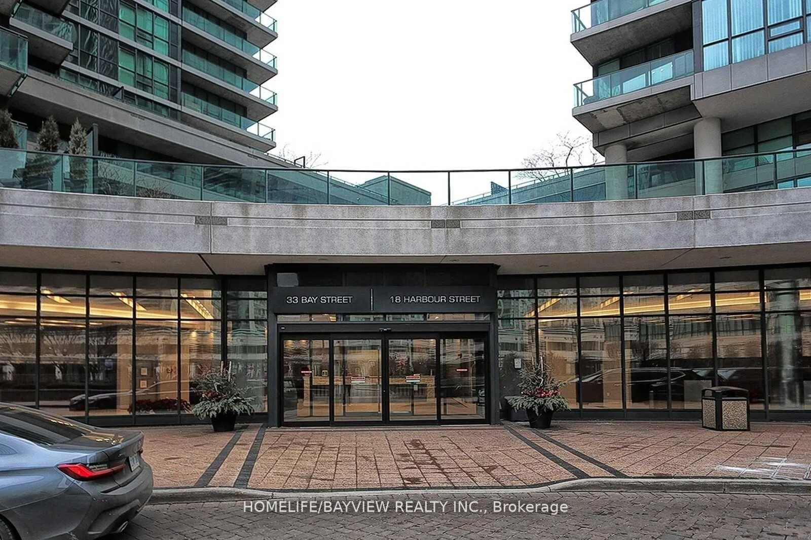 Photo 3 of Unit 1905, 33 Bay Street, Toronto, Waterfront Communities — HOMEH