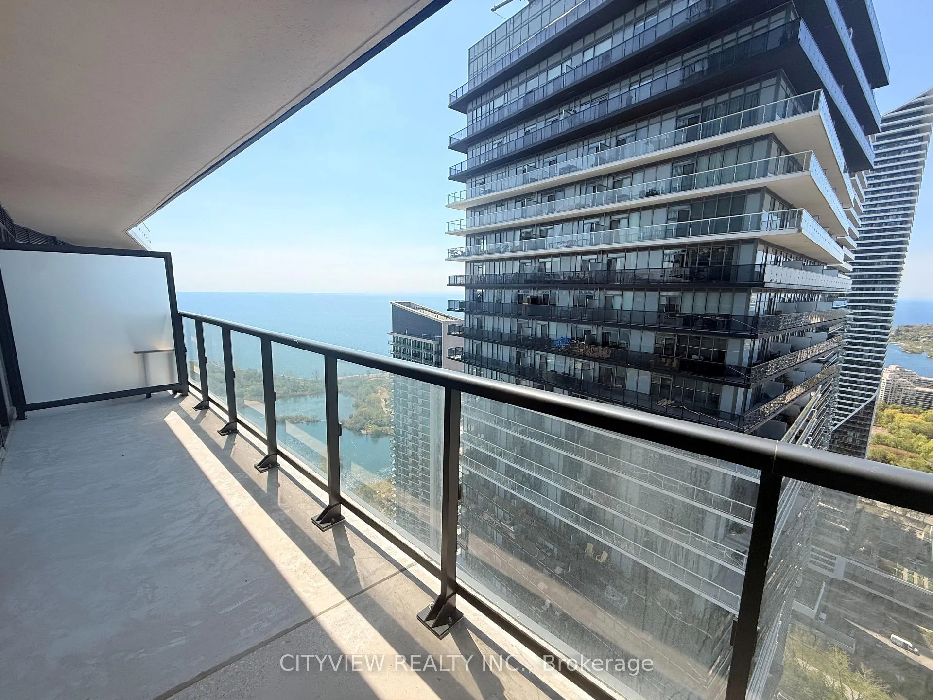 Photo 9 of Unit 4607, 38 Annie Craig Drive, Etobicoke, Mimico — HOMEH