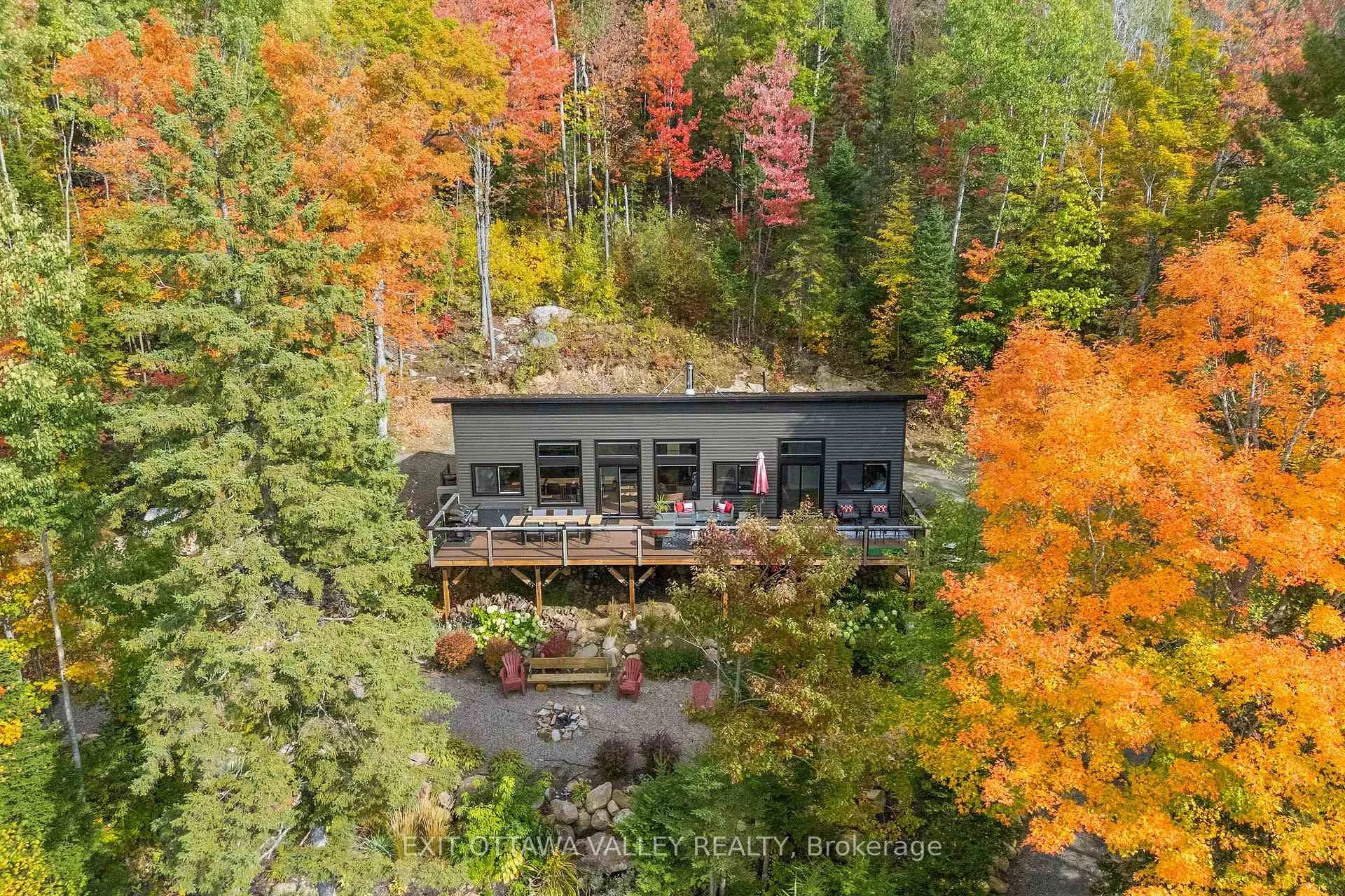 Photo 5 of 820 Hopefield Road E, Madawaska Valley, Madawaska Valley — HOMEH