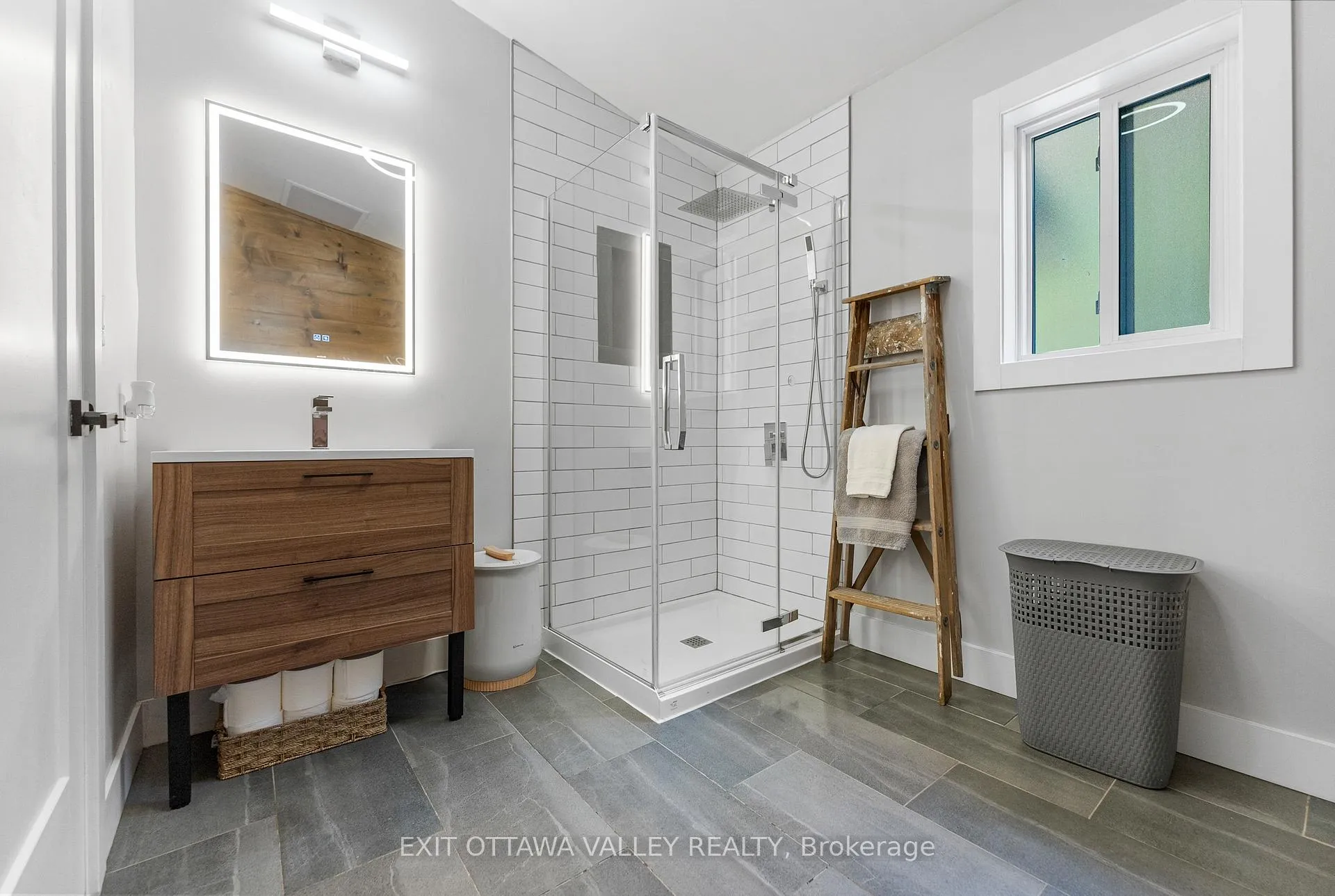 Photo 28 of 820 Hopefield Road E, Madawaska Valley, Madawaska Valley — HOMEH