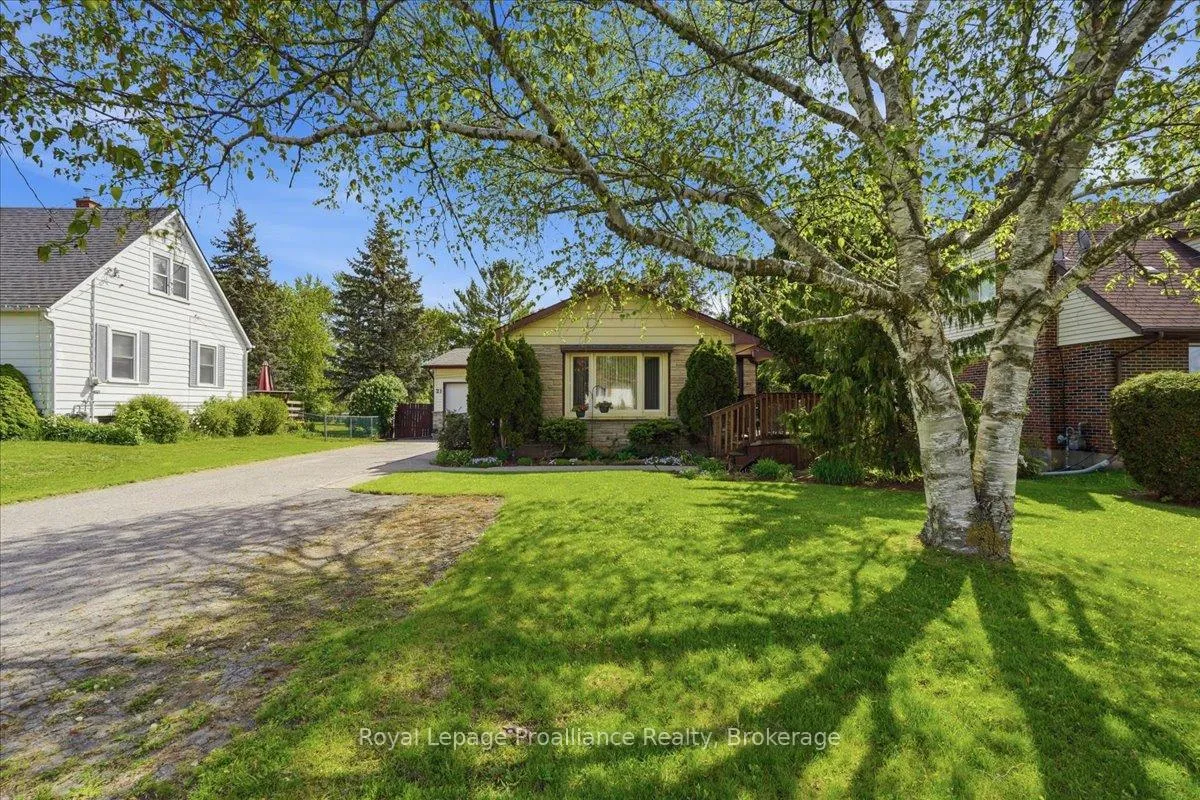 Photo 1 of 21 Glendale Road, Belleville, Belleville Ward — HOMEH
