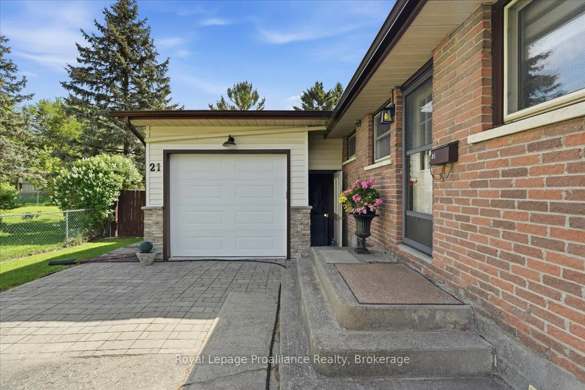 Photo 5 of 21 Glendale Road, Belleville, Belleville Ward — HOMEH