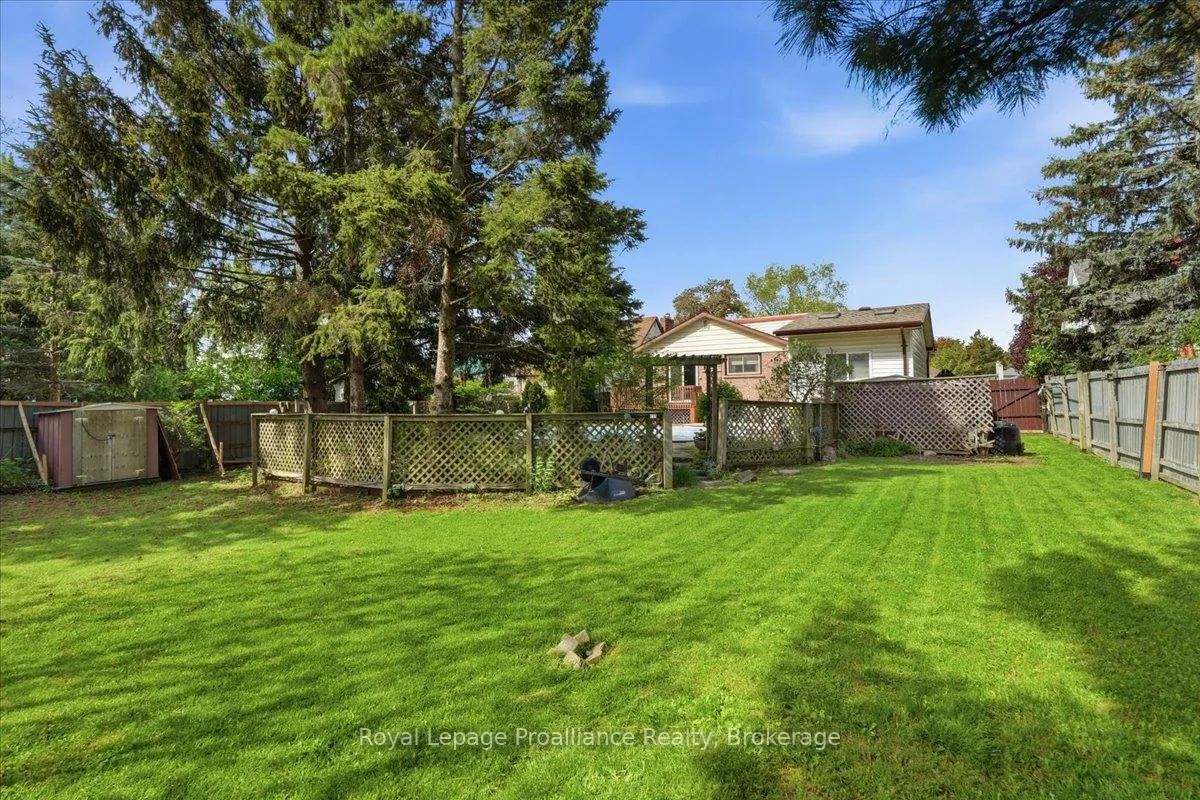 Photo 37 of 21 Glendale Road, Belleville, Belleville Ward — HOMEH