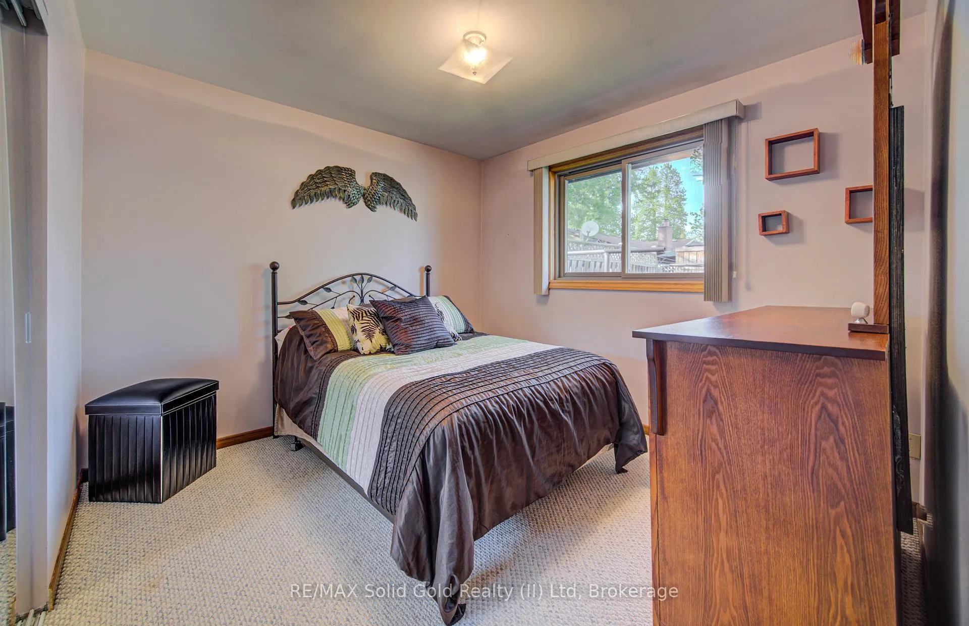 Photo 20 of 119 Martinglen Crescent, Kitchener — HOMEH