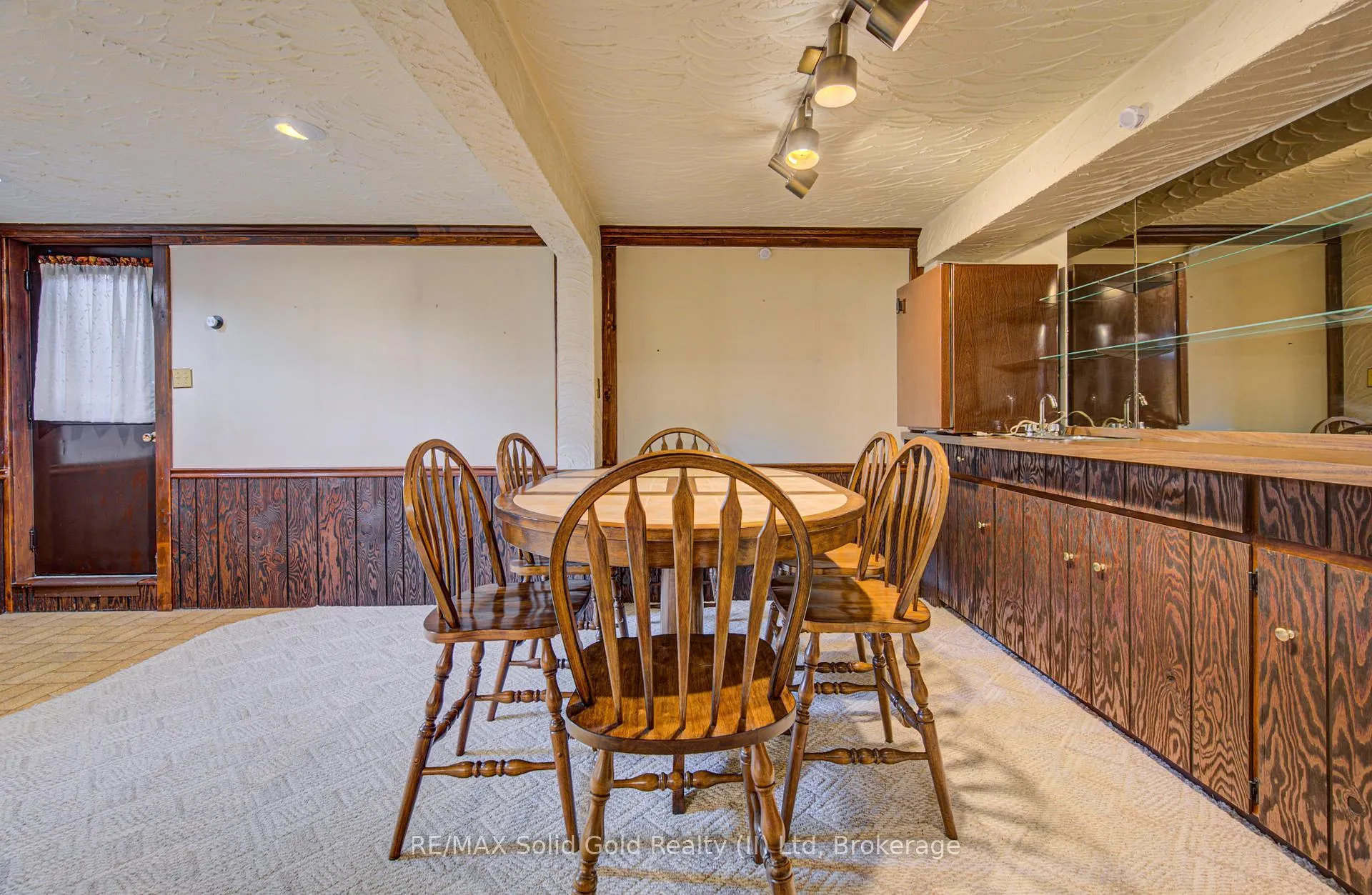 Photo 31 of 119 Martinglen Crescent, Kitchener — HOMEH