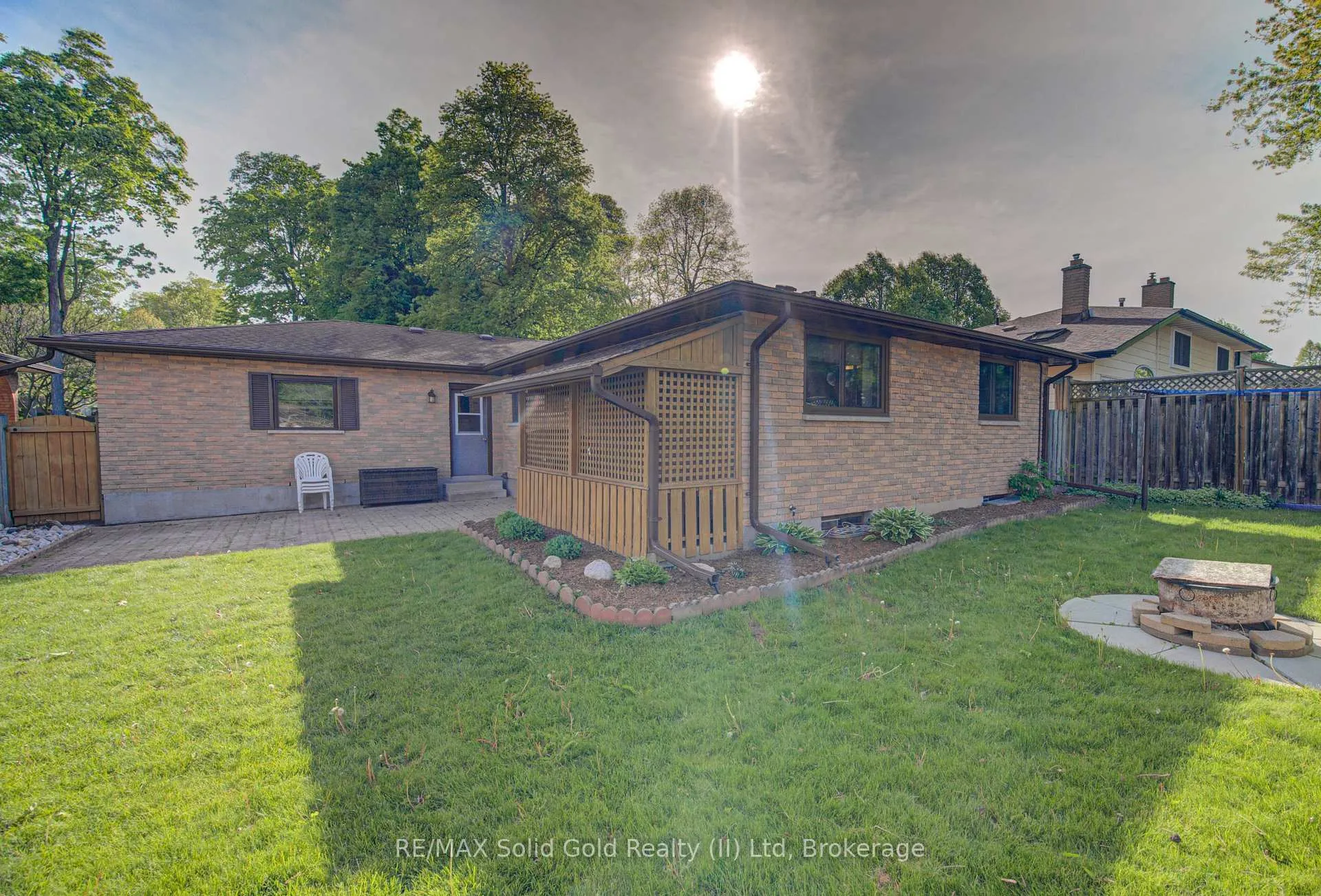 Photo 43 of 119 Martinglen Crescent, Kitchener — HOMEH