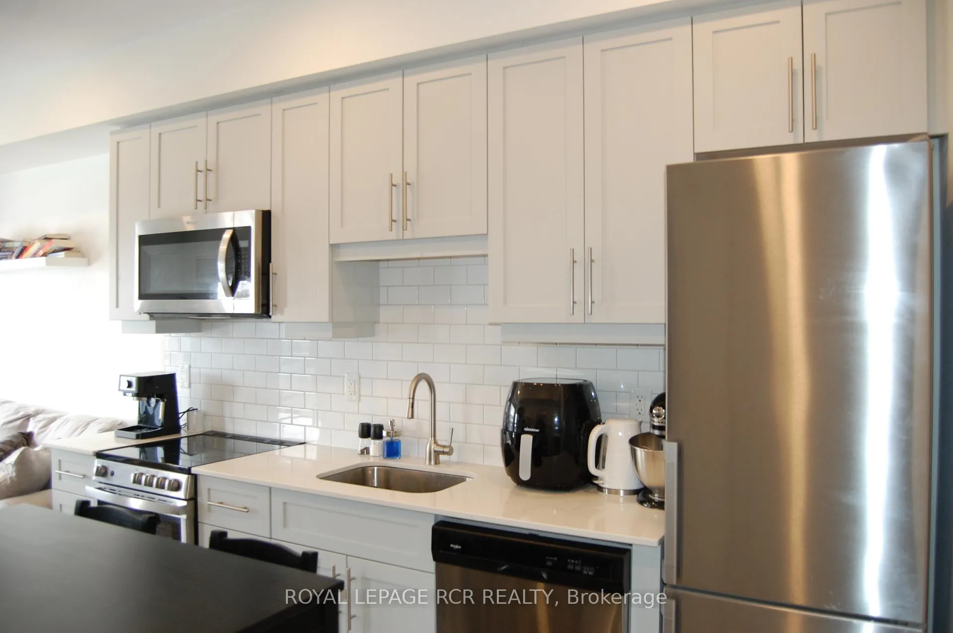 Photo 5 of Unit 505, 247 Northfield Drive E, Waterloo, Colonial Acres — HOMEH