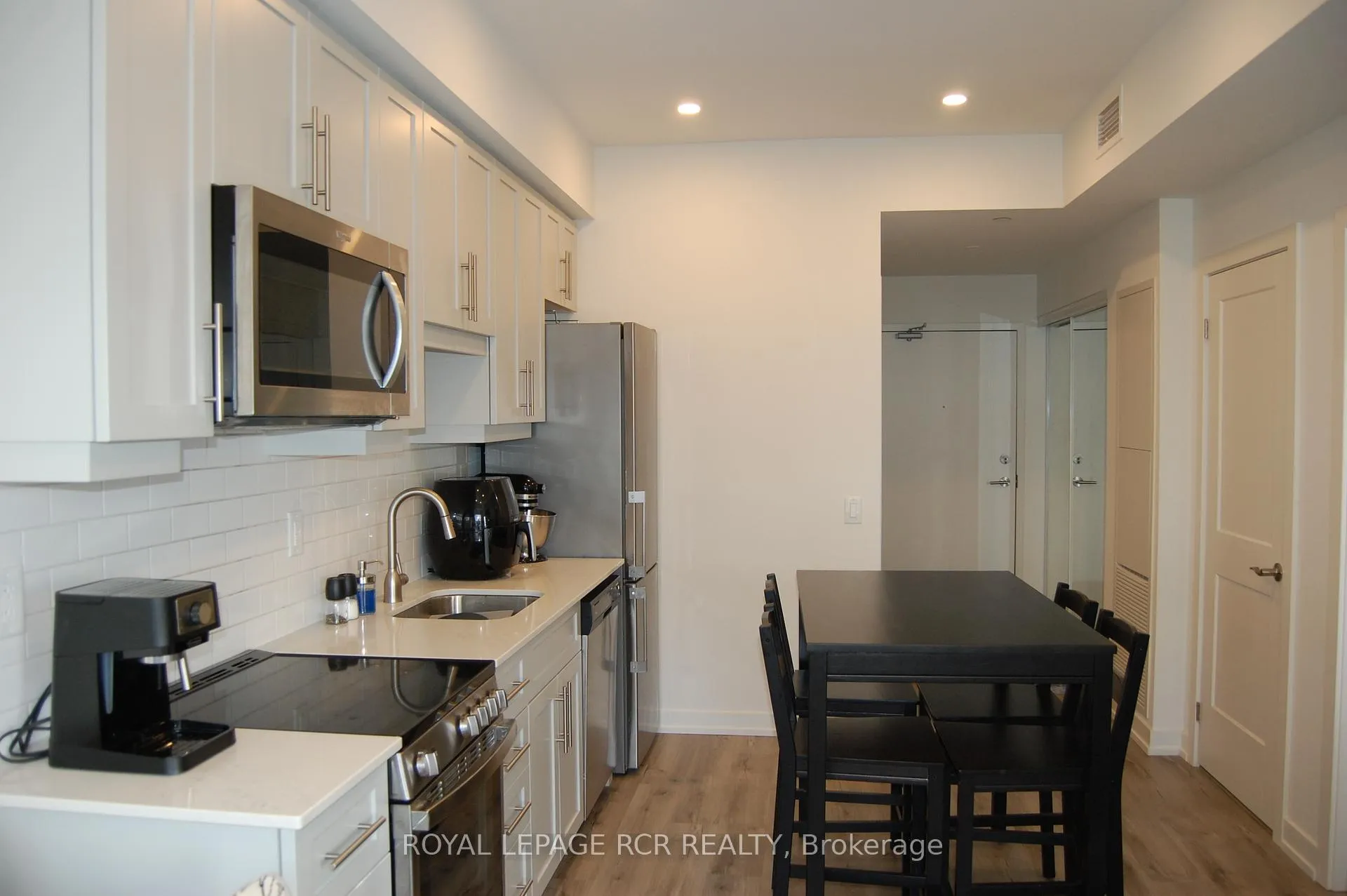 Photo 7 of Unit 505, 247 Northfield Drive E, Waterloo, Colonial Acres — HOMEH