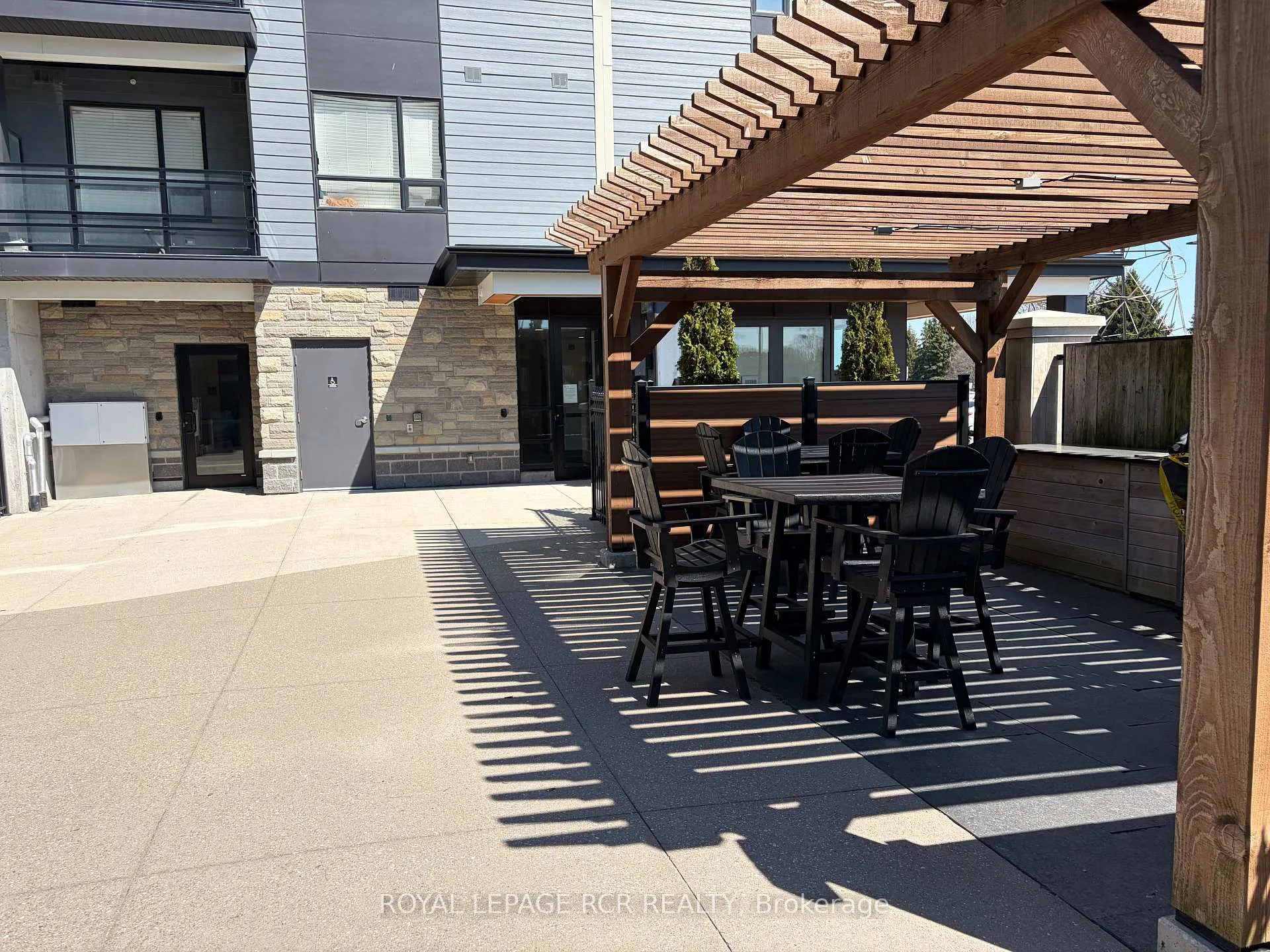 Photo 14 of Unit 505, 247 Northfield Drive E, Waterloo, Colonial Acres — HOMEH