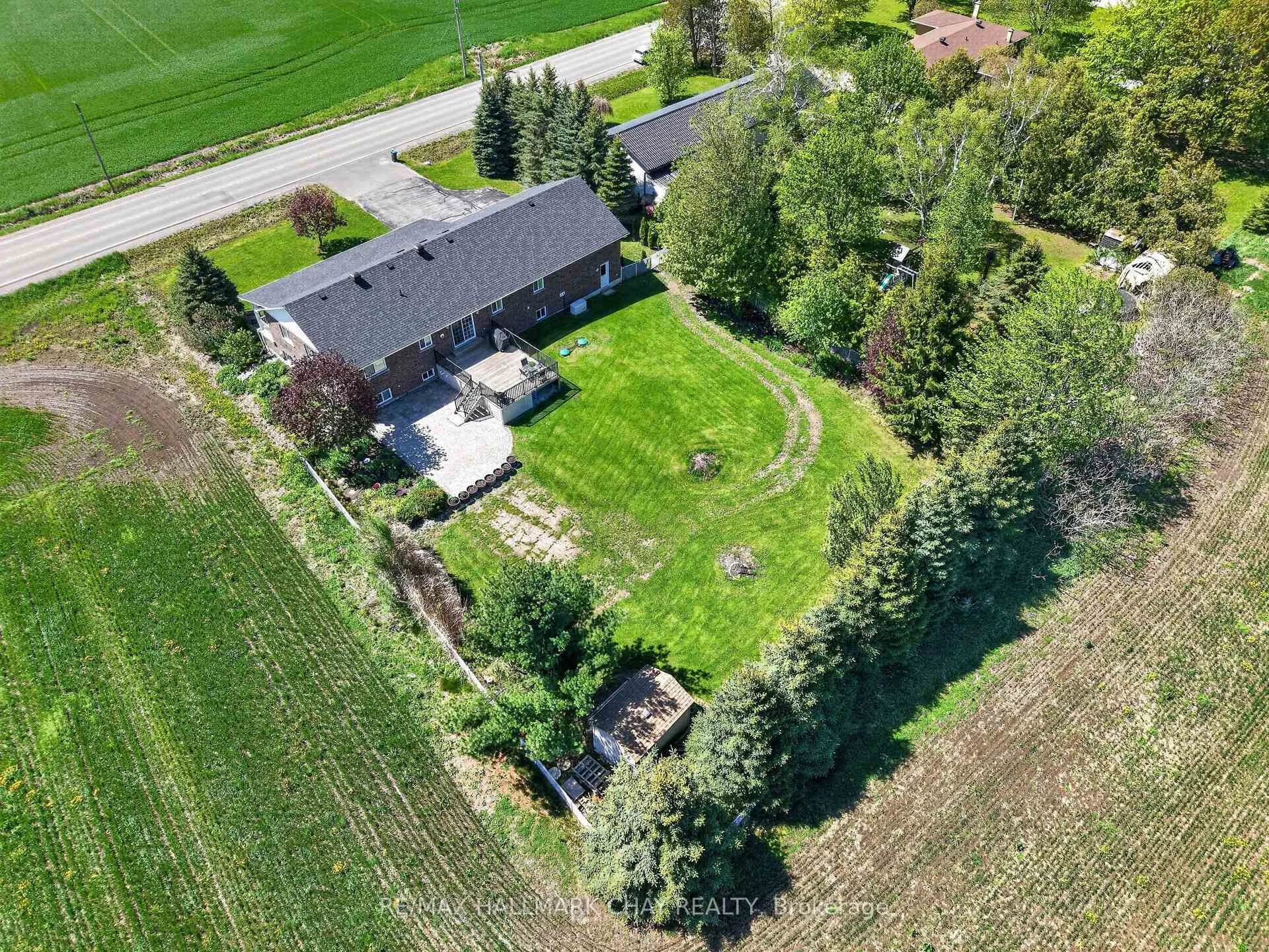 Photo 37 of 2452 10th Line, Innisfil, Rural Innisfil — HOMEH