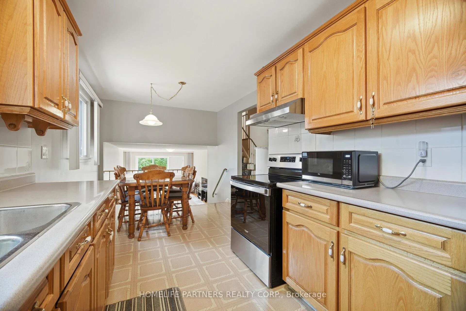 Photo 18 of 18 Zealand Road, Etobicoke, Willowridge-Martingrove-Richview — HOMEH
