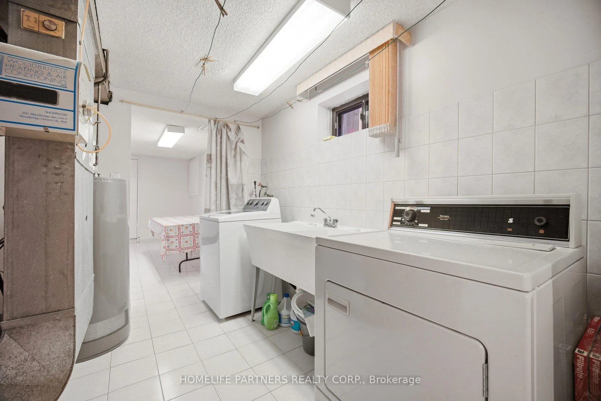 Photo 40 of 18 Zealand Road, Etobicoke, Willowridge-Martingrove-Richview — HOMEH