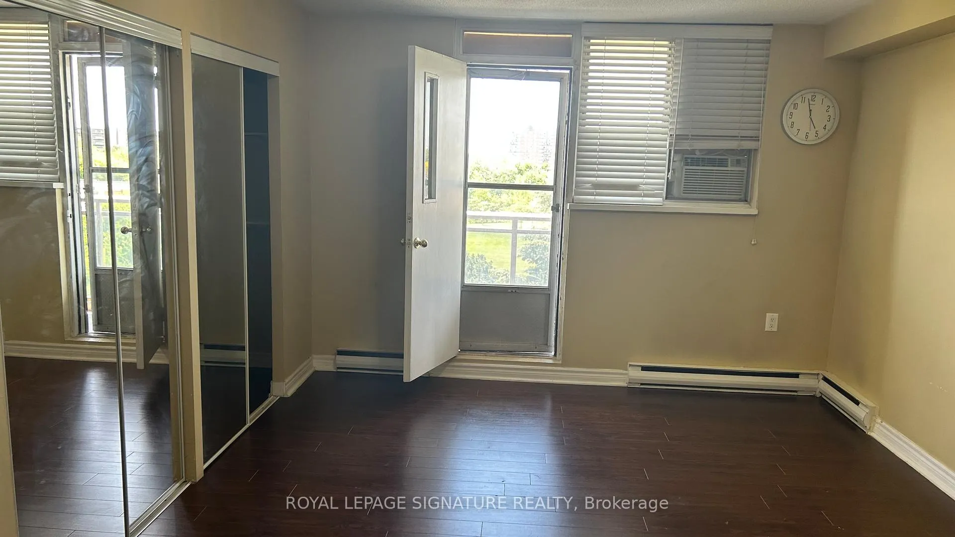 Photo 8 of Unit 501, 49 Silverstone Drive, Etobicoke, Mount Olive-Silverstone-Jamestown — HOMEH