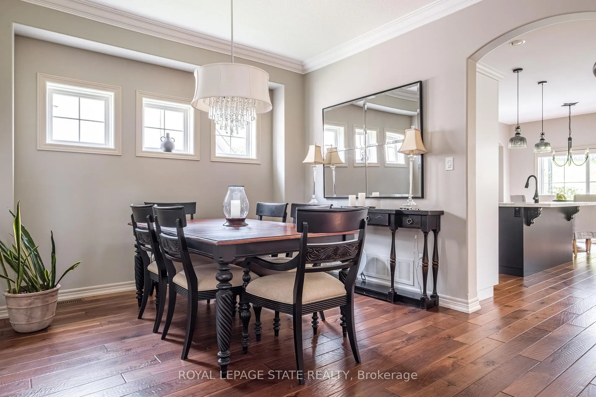 Photo 5 of 60 McGrath Court, Hamilton, Dundas — HOMEH