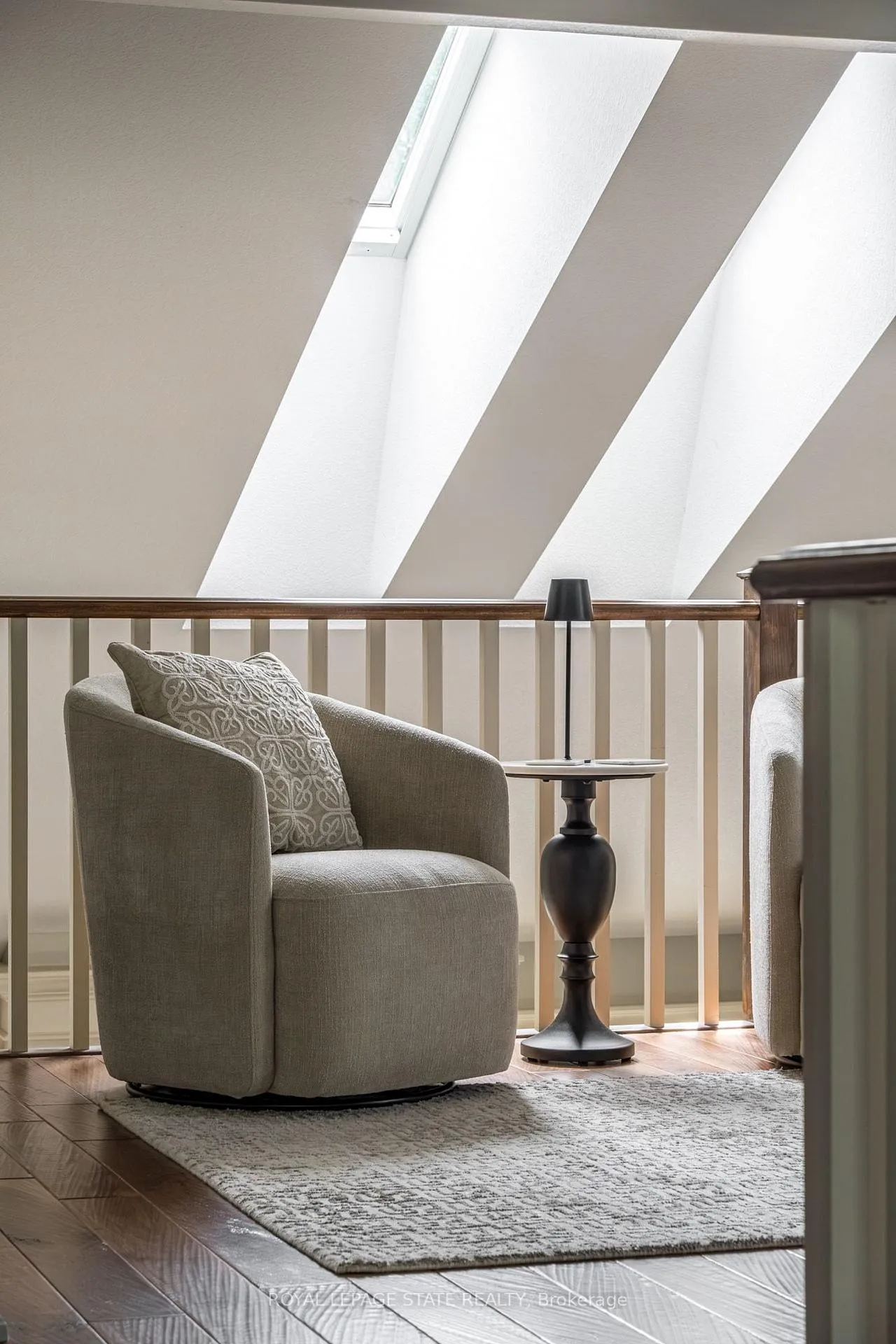 Photo 26 of 60 McGrath Court, Hamilton, Dundas — HOMEH