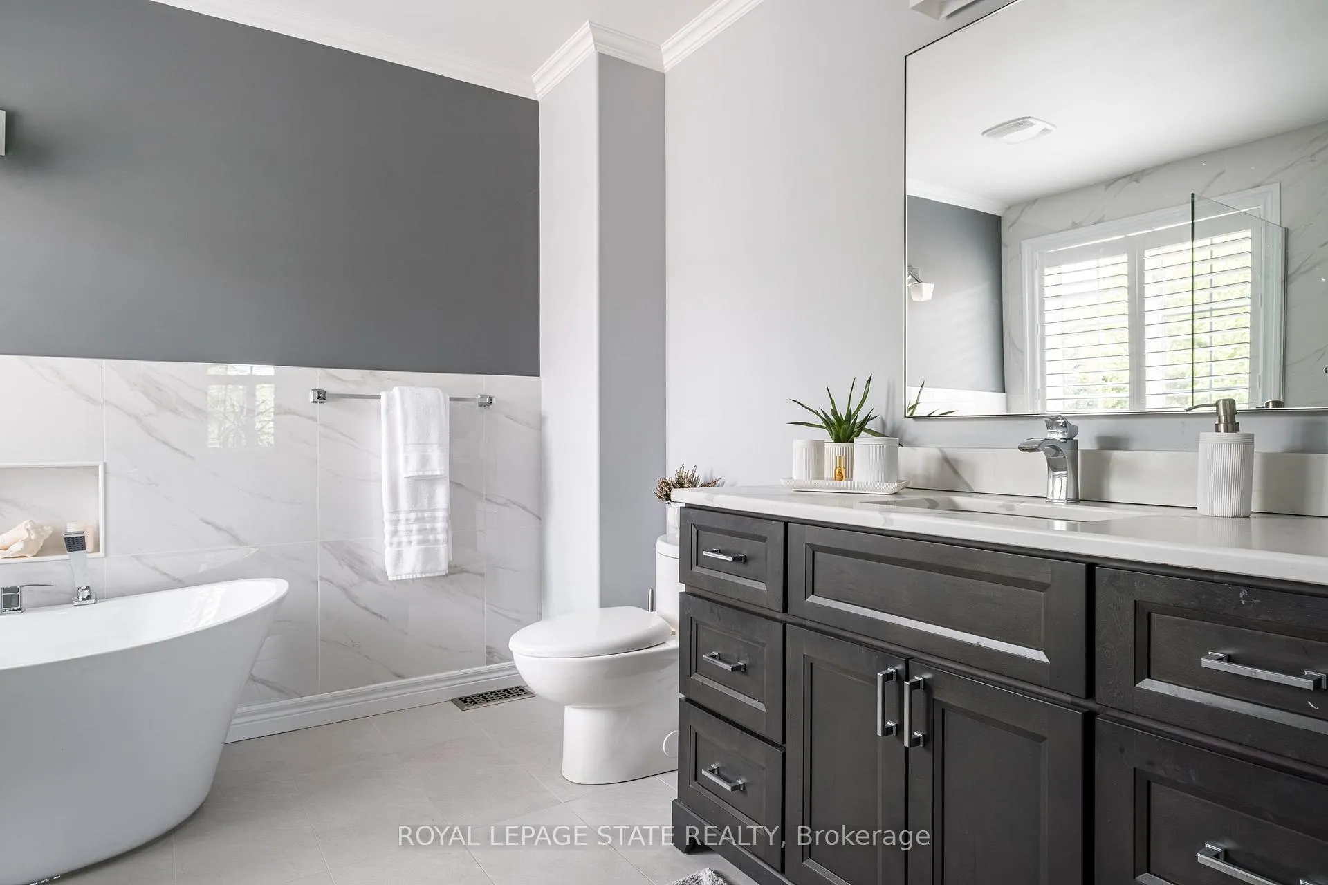Photo 30 of 60 McGrath Court, Hamilton, Dundas — HOMEH
