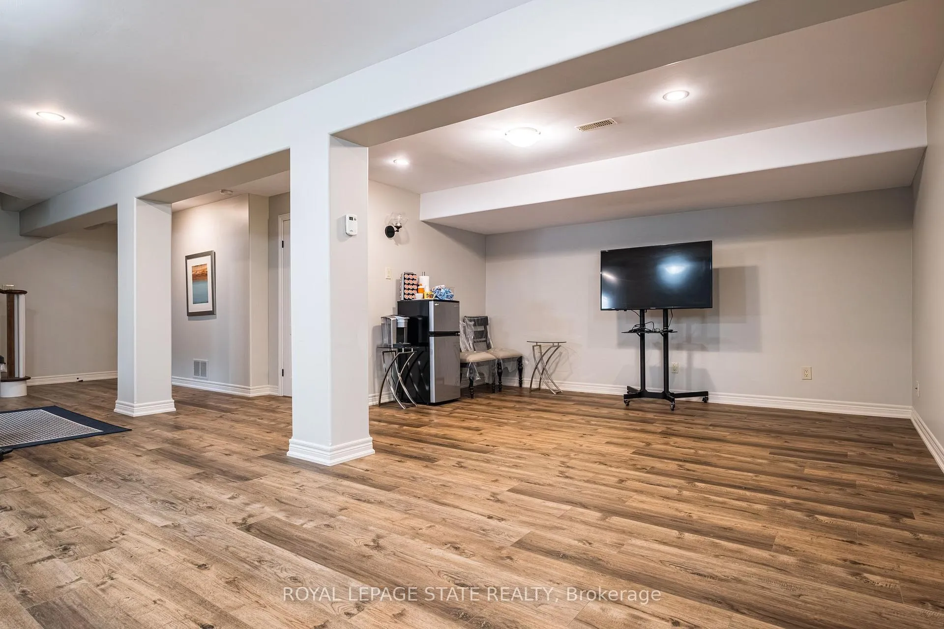 Photo 39 of 60 McGrath Court, Hamilton, Dundas — HOMEH