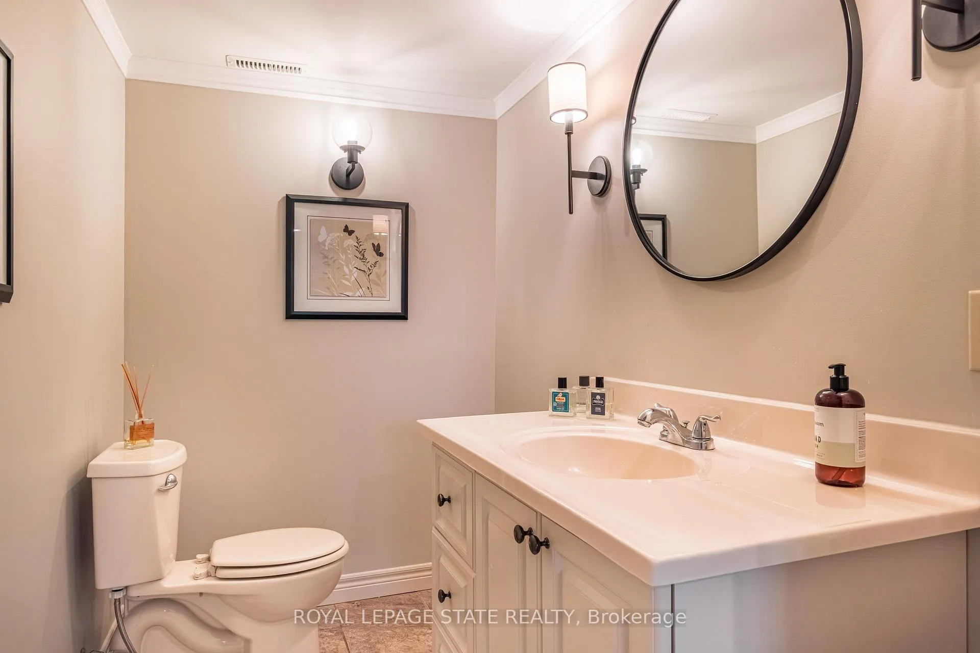 Photo 40 of 60 McGrath Court, Hamilton, Dundas — HOMEH