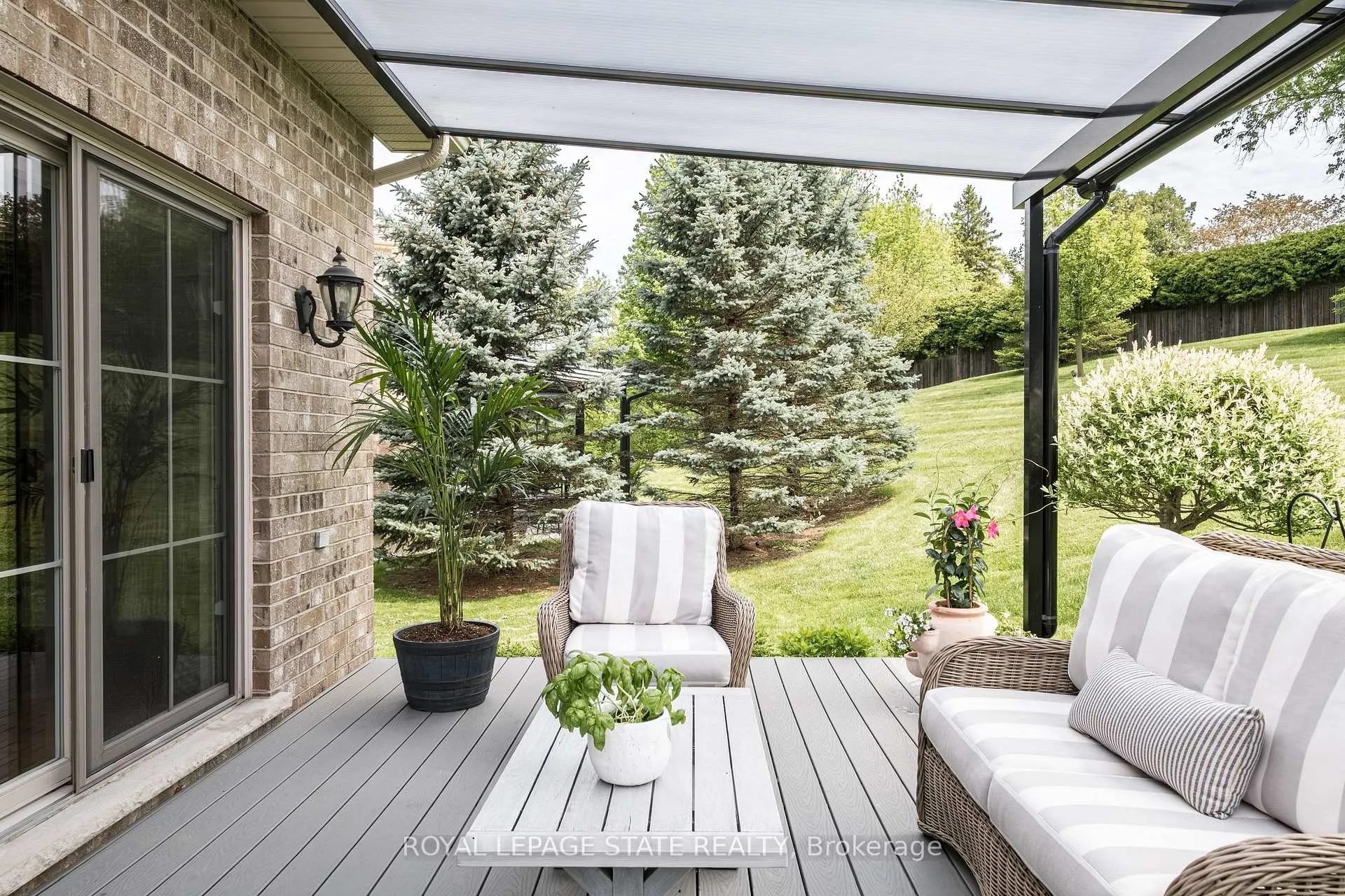 Photo 43 of 60 McGrath Court, Hamilton, Dundas — HOMEH