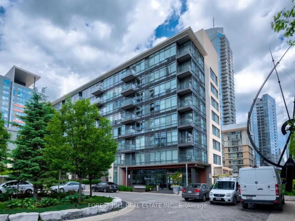 Front of Unit 919, 15 Brunel Court