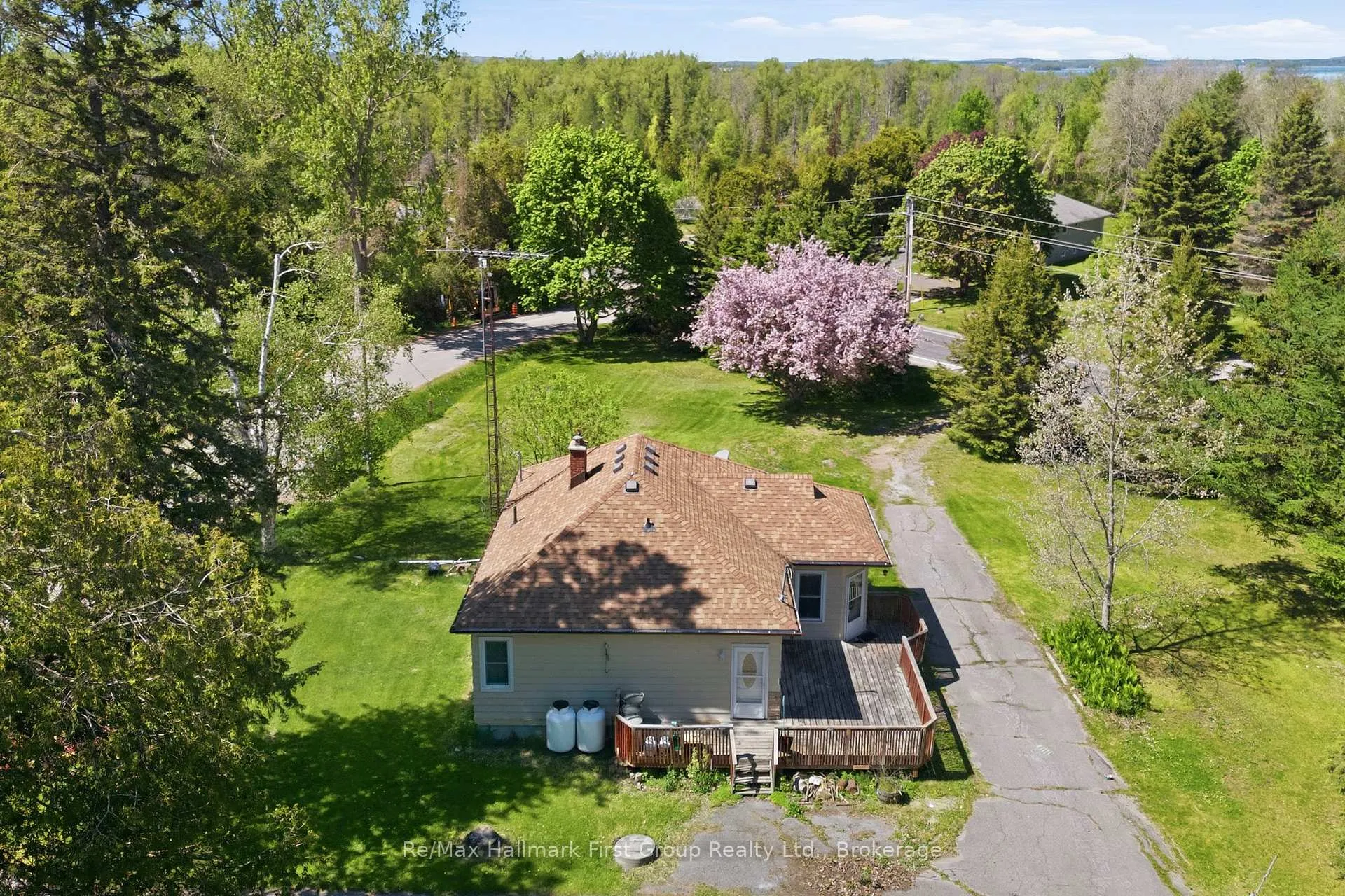 Photo 23 of 5283 Hillview Drive N, Hamilton Township, Rural Hamilton — HOMEH