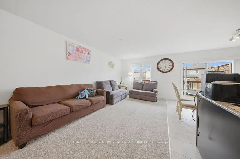 Photo 8 of 135 Hardcastle Drive, Waterloo — HOMEH