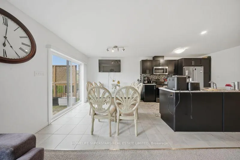 Photo 12 of 135 Hardcastle Drive, Waterloo — HOMEH