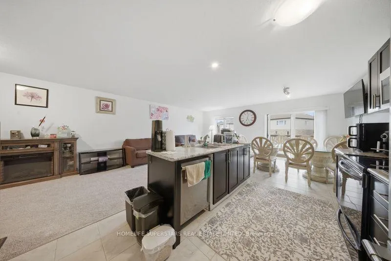 Photo 15 of 135 Hardcastle Drive, Waterloo — HOMEH