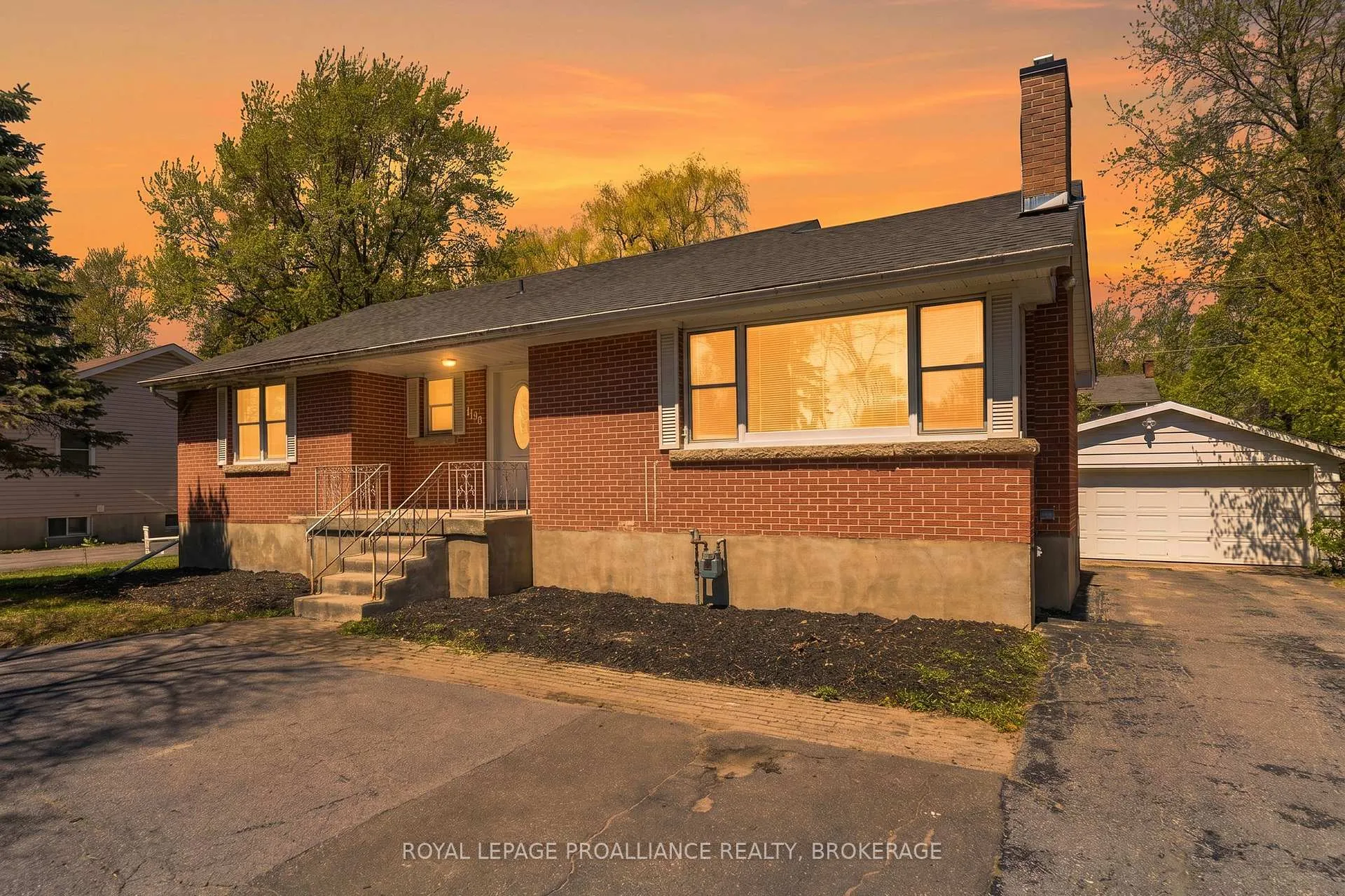 Photo 1 of 1101 Johnson Street, Kingston, Central City West — HOMEH