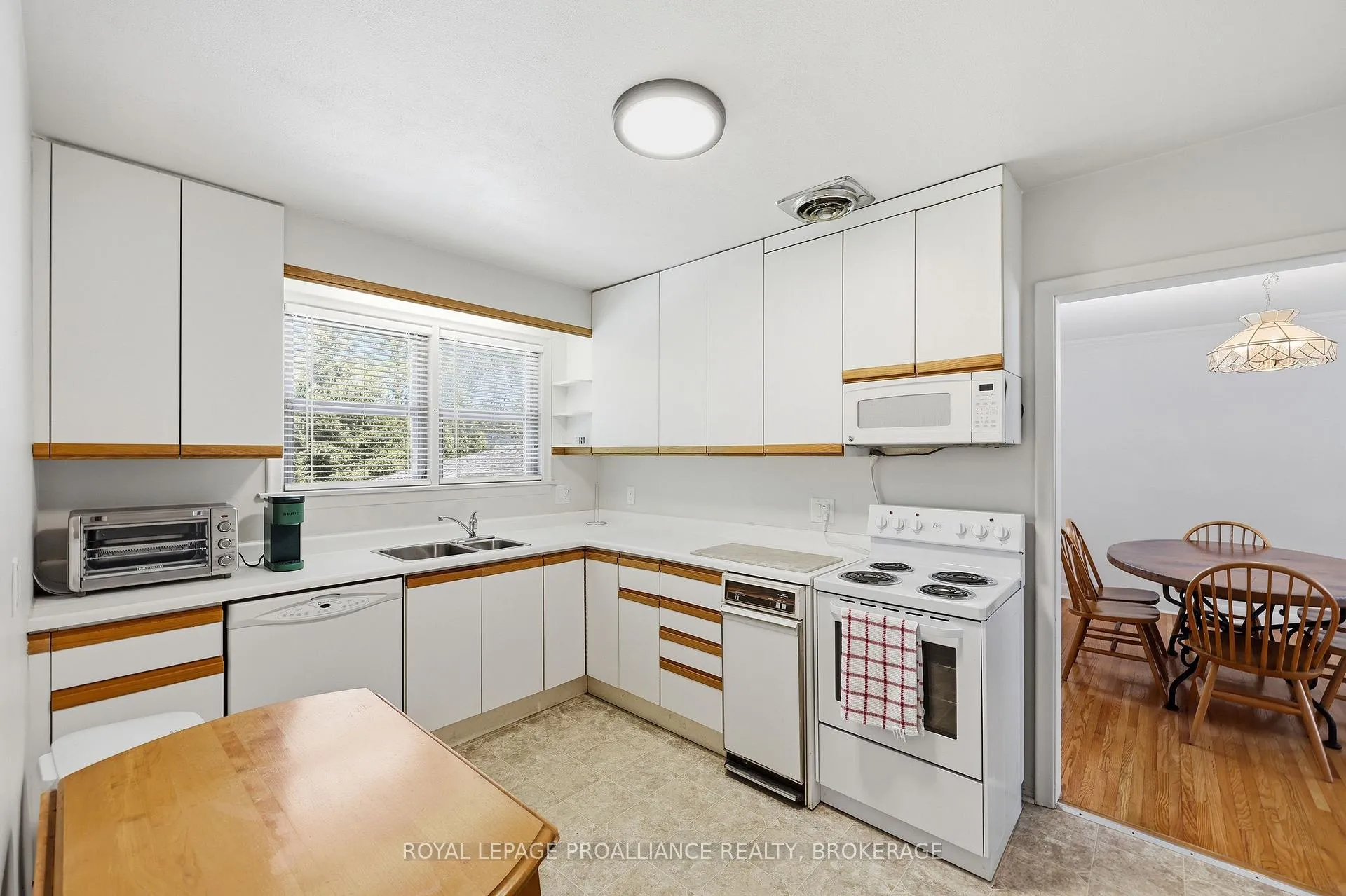 Photo 23 of 1101 Johnson Street, Kingston, Central City West — HOMEH