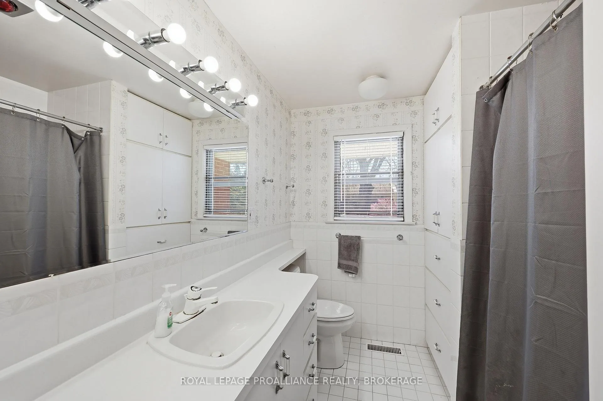 Photo 29 of 1101 Johnson Street, Kingston, Central City West — HOMEH
