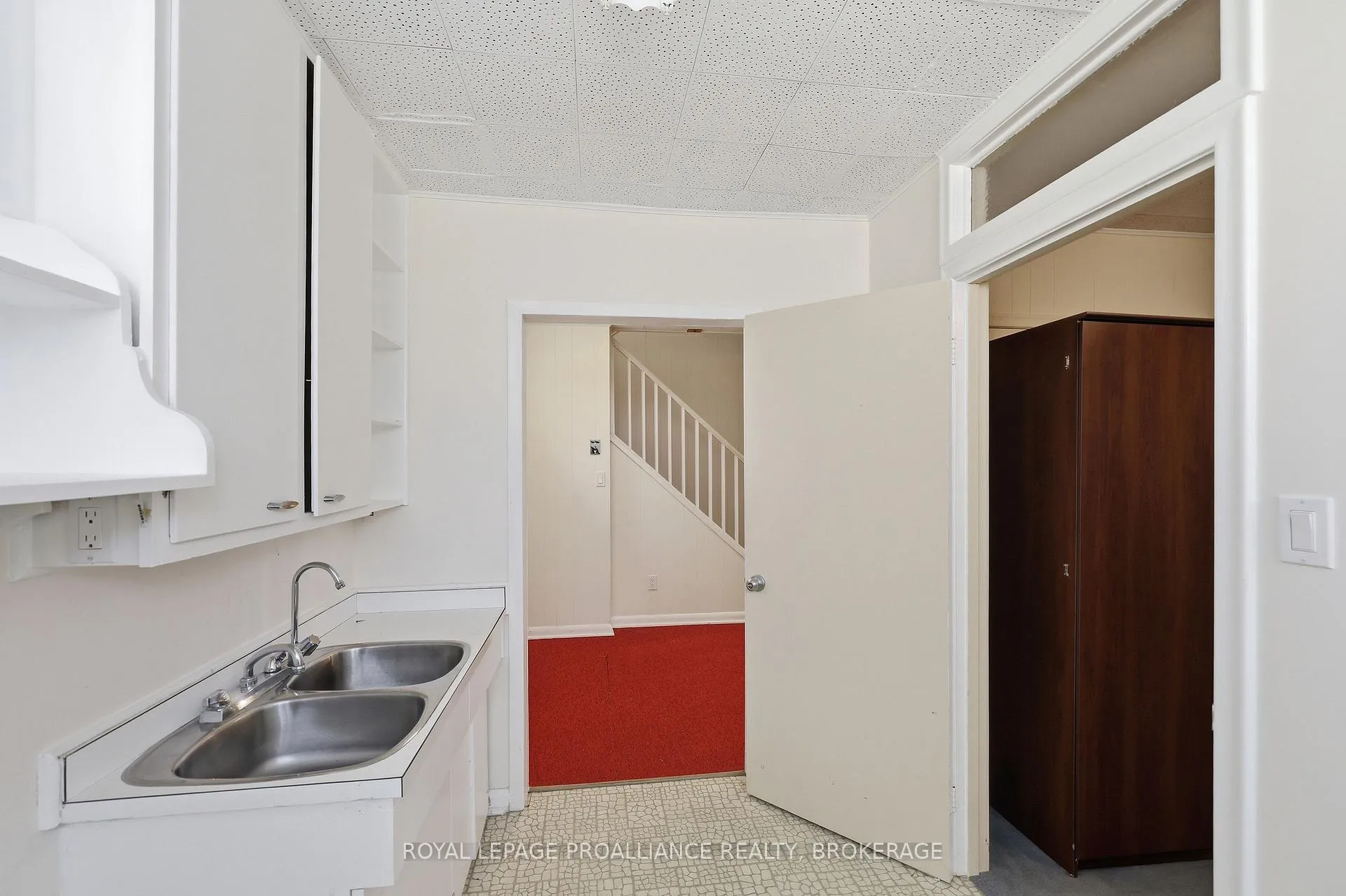 Photo 42 of 1101 Johnson Street, Kingston, Central City West — HOMEH