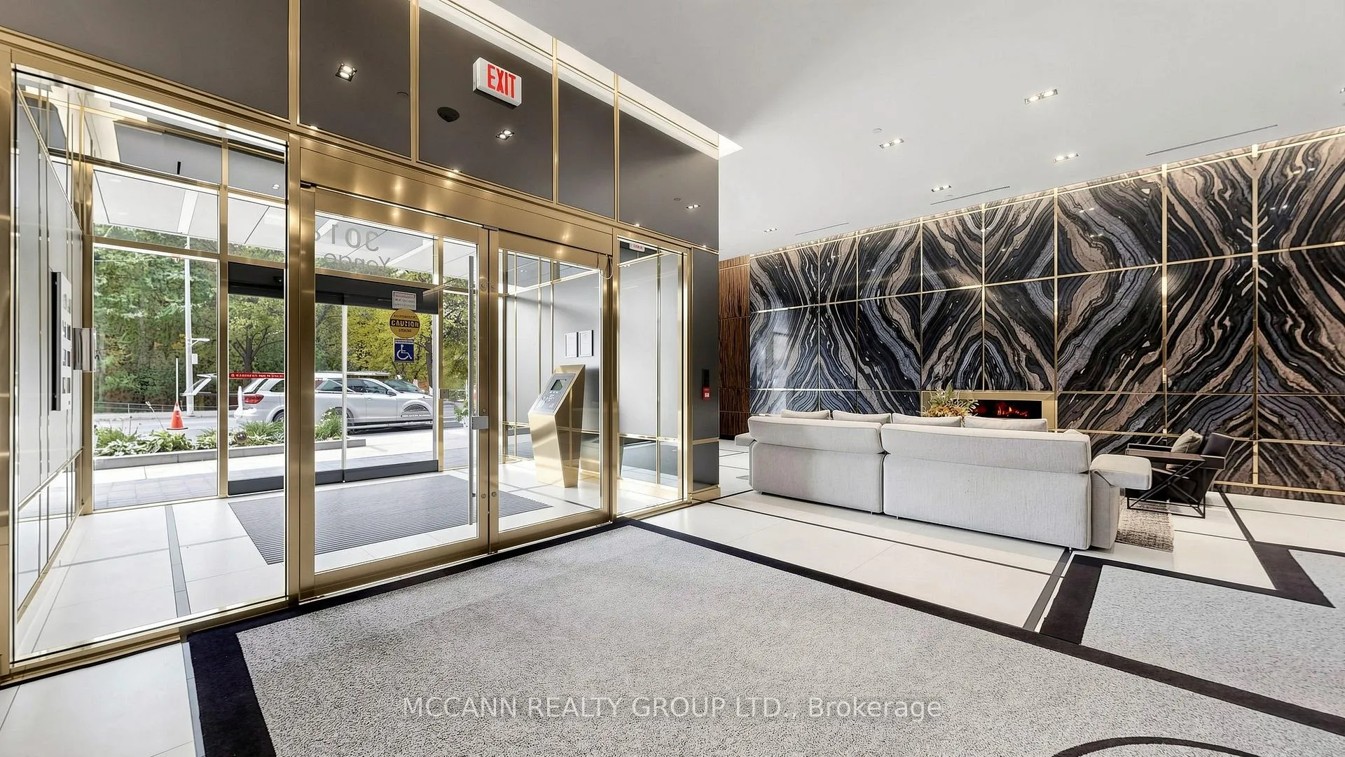 Photo 5 of Unit 605, 3018 Yonge Street, Toronto, Lawrence Park South — HOMEH