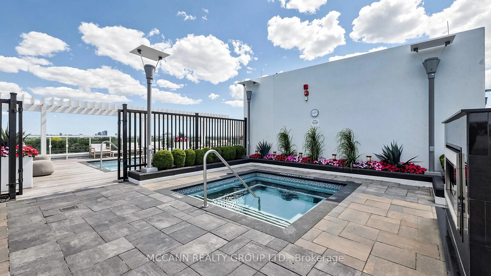 Photo 42 of Unit 605, 3018 Yonge Street, Toronto, Lawrence Park South — HOMEH