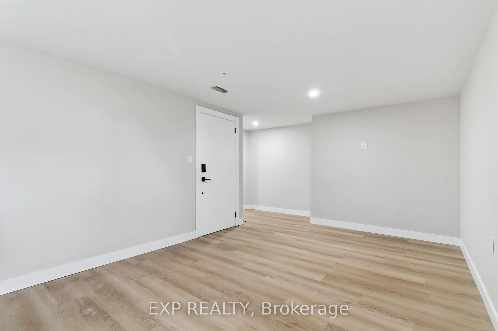 Photo 6 of Unit 2, 263 Anne Street N, Barrie, Sunnidale — HOMEH