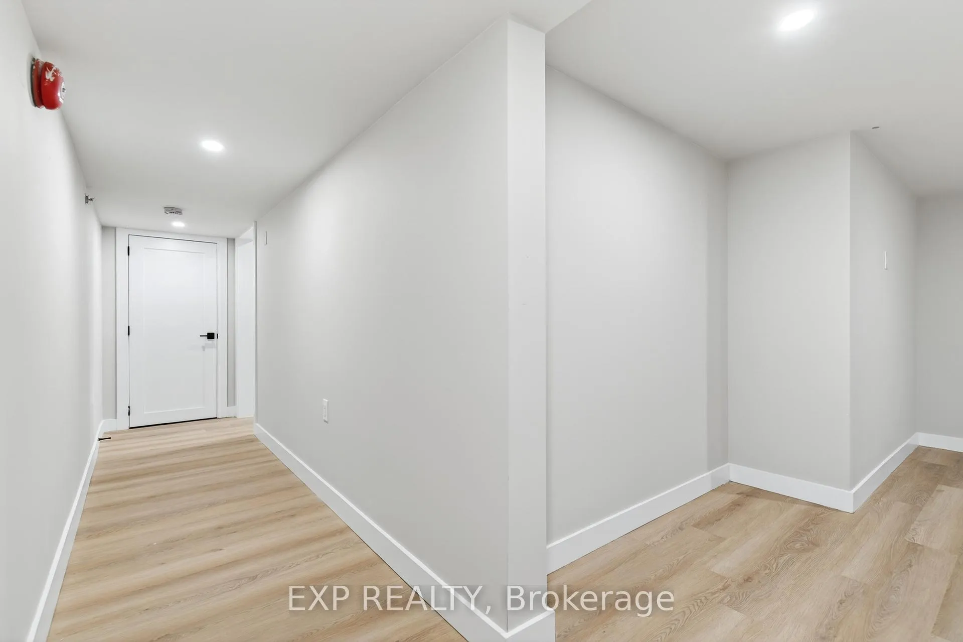 Photo 8 of Unit 2, 263 Anne Street N, Barrie, Sunnidale — HOMEH