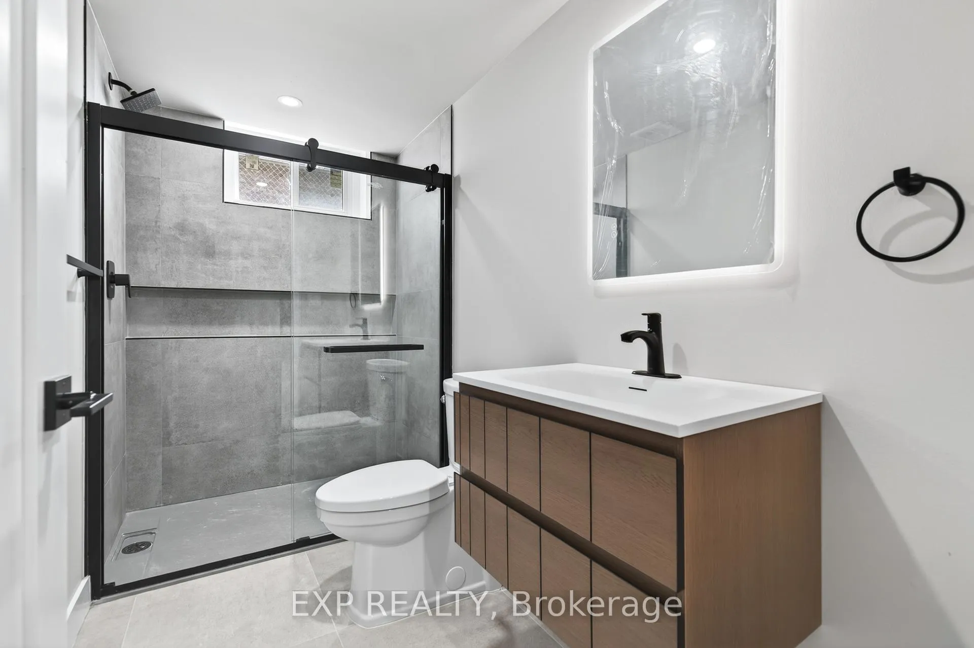 Photo 10 of Unit 2, 263 Anne Street N, Barrie, Sunnidale — HOMEH
