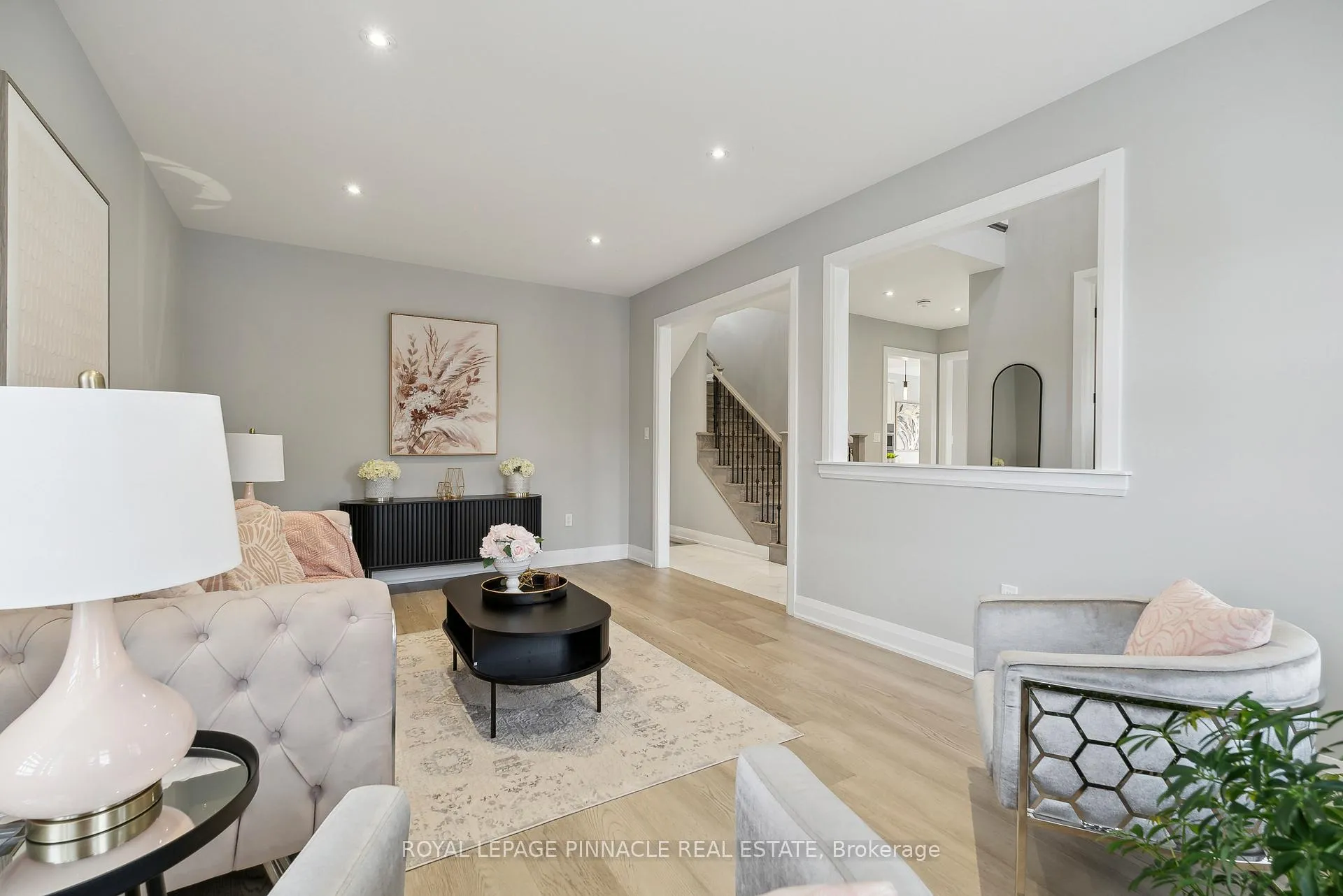 Photo 5 of 77 Walkers Boulevard, New Tecumseth, Alliston — HOMEH