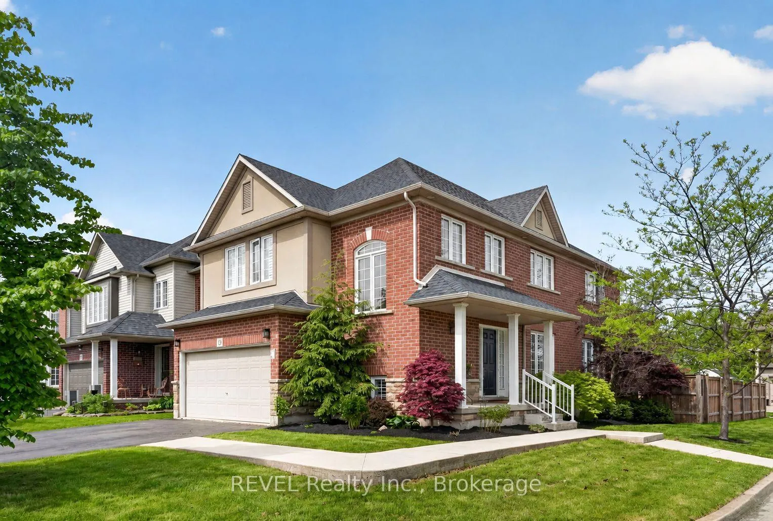 Photo 1 of 29 Springbreeze Heights, Hamilton, Stoney Creek — HOMEH