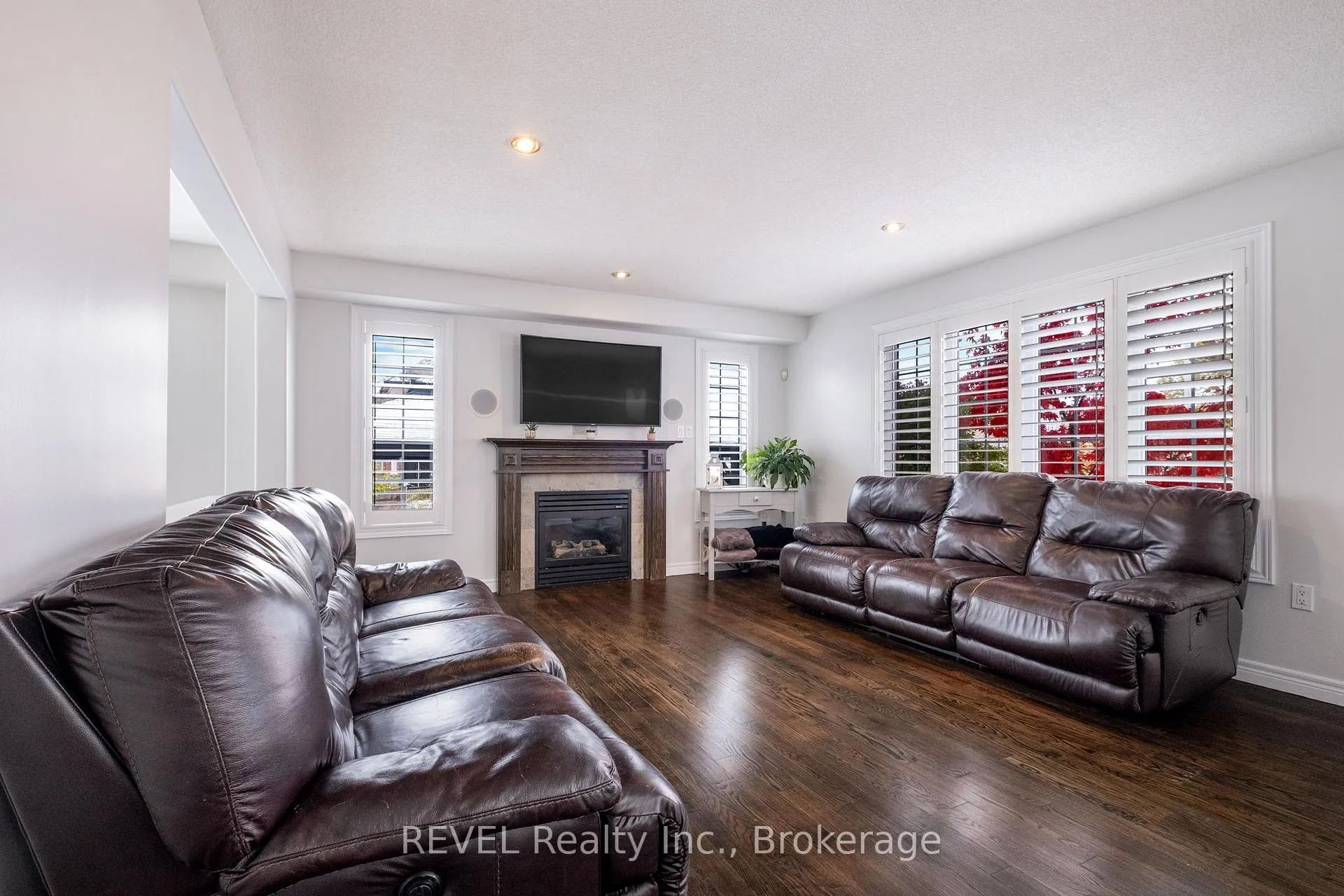 Photo 7 of 29 Springbreeze Heights, Hamilton, Stoney Creek — HOMEH