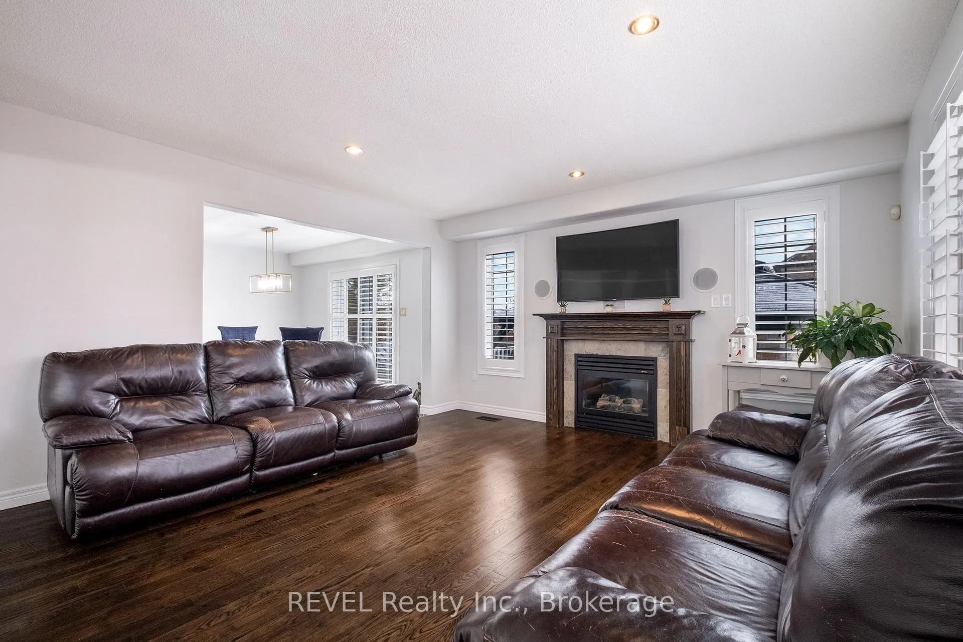 Photo 9 of 29 Springbreeze Heights, Hamilton, Stoney Creek — HOMEH