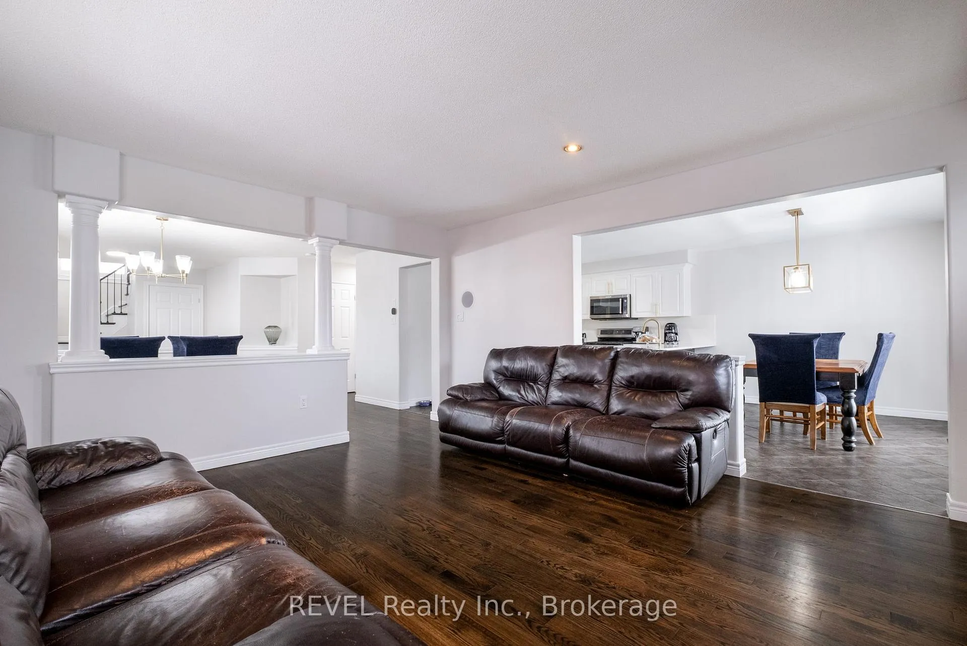 Photo 10 of 29 Springbreeze Heights, Hamilton, Stoney Creek — HOMEH