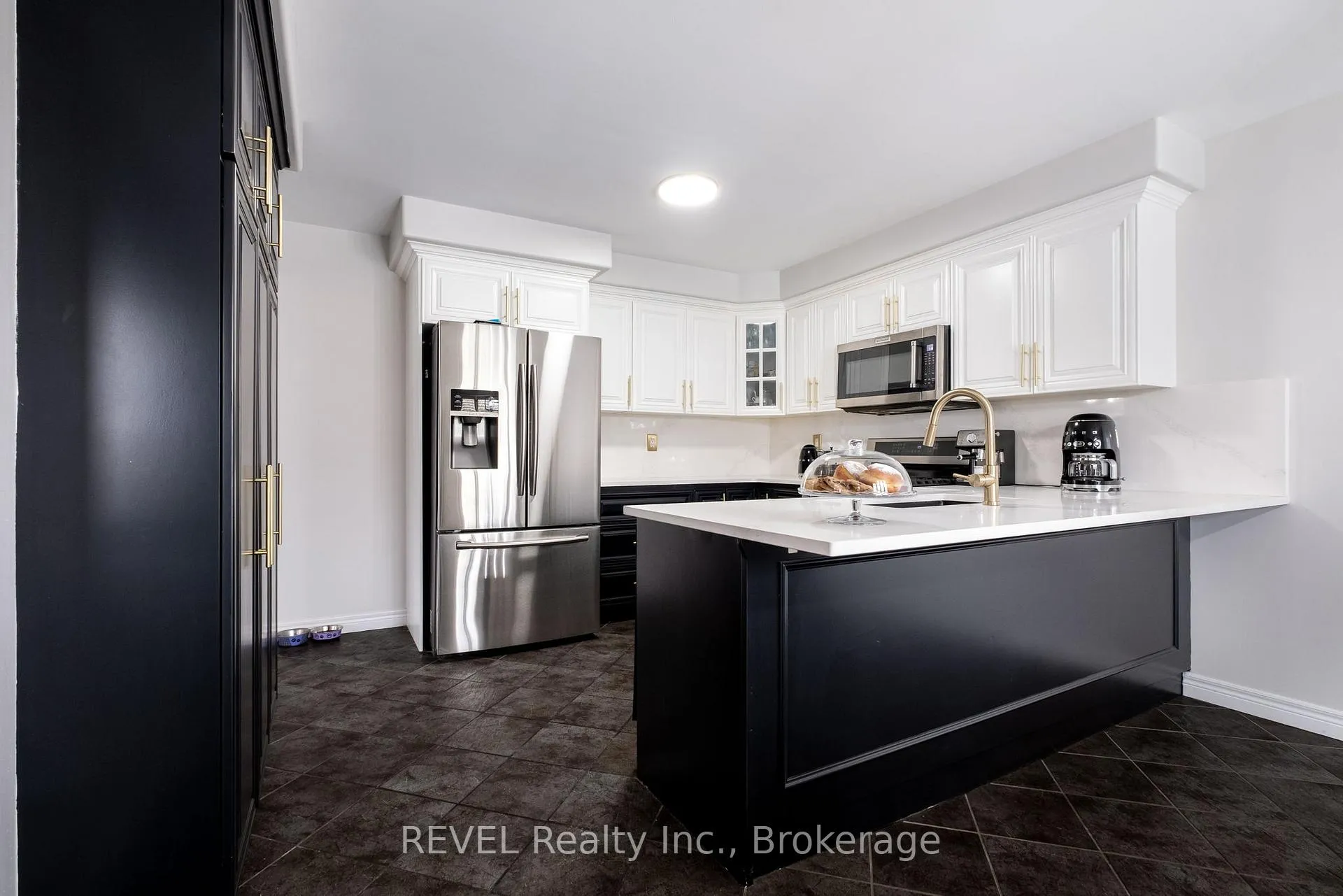 Photo 16 of 29 Springbreeze Heights, Hamilton, Stoney Creek — HOMEH