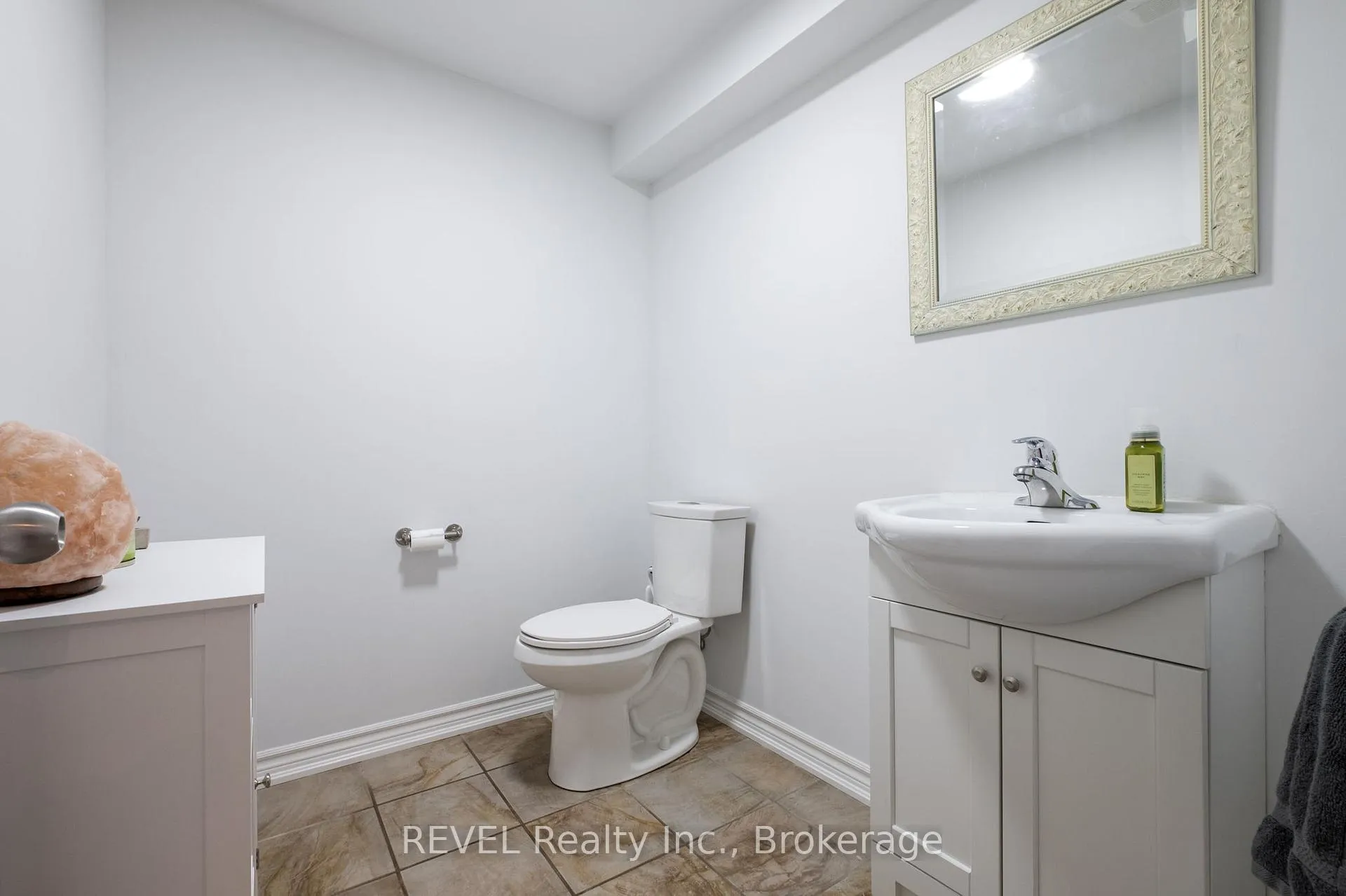 Photo 20 of 29 Springbreeze Heights, Hamilton, Stoney Creek — HOMEH