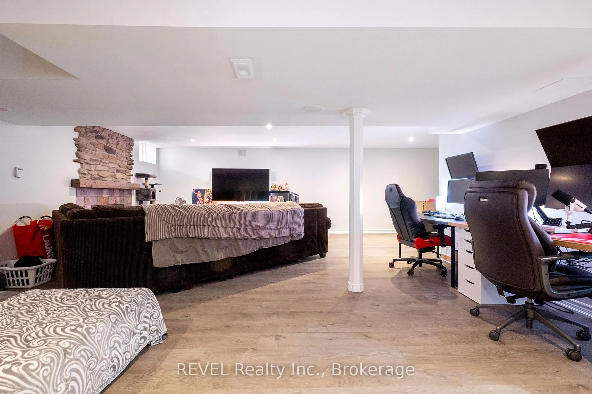 Photo 37 of 29 Springbreeze Heights, Hamilton, Stoney Creek — HOMEH