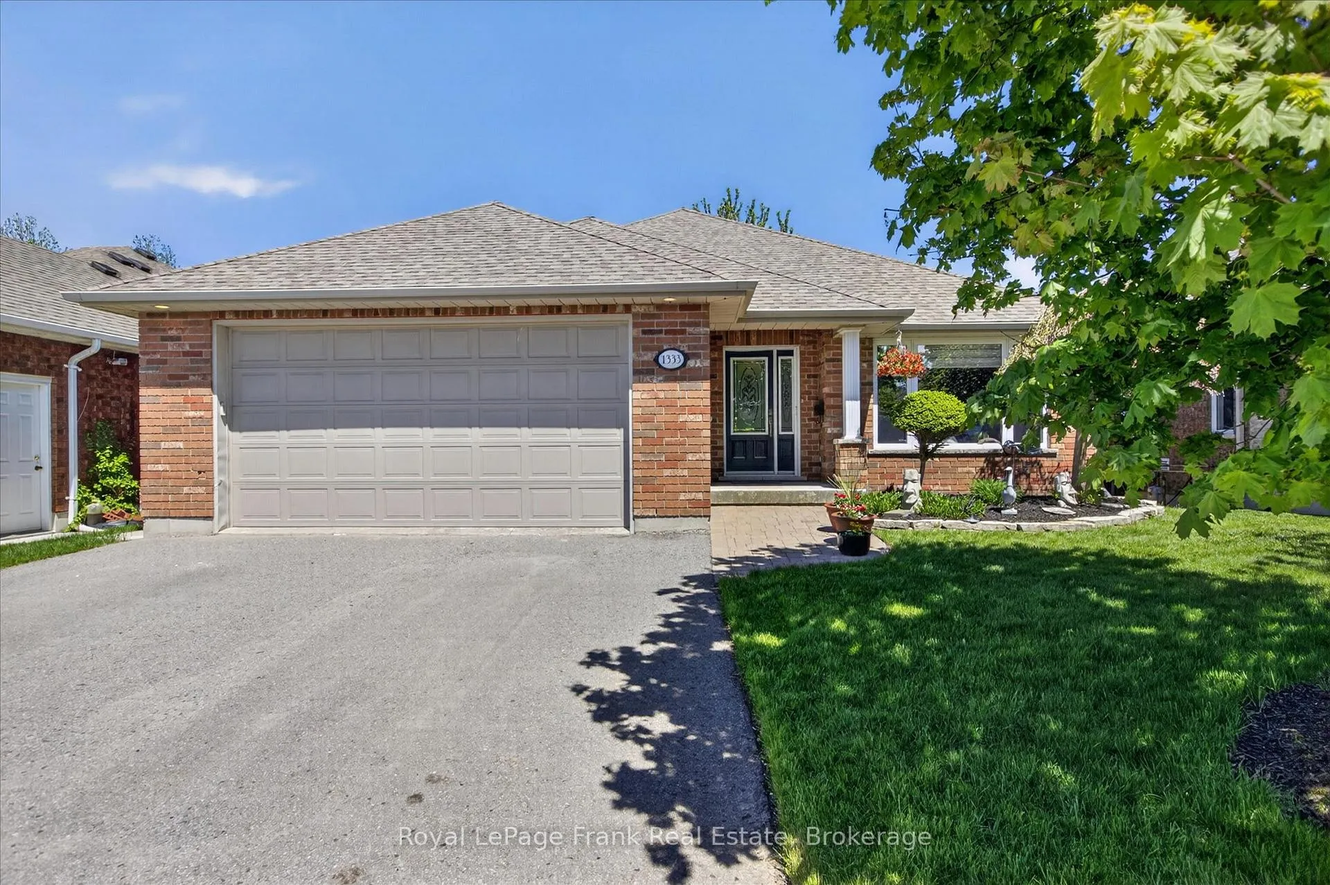 Photo 1 of 1333 Ireland Drive, Peterborough, Monaghan Ward 2 — HOMEH