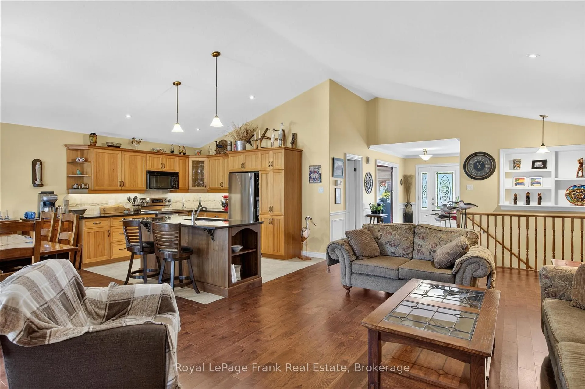 Photo 9 of 1333 Ireland Drive, Peterborough, Monaghan Ward 2 — HOMEH